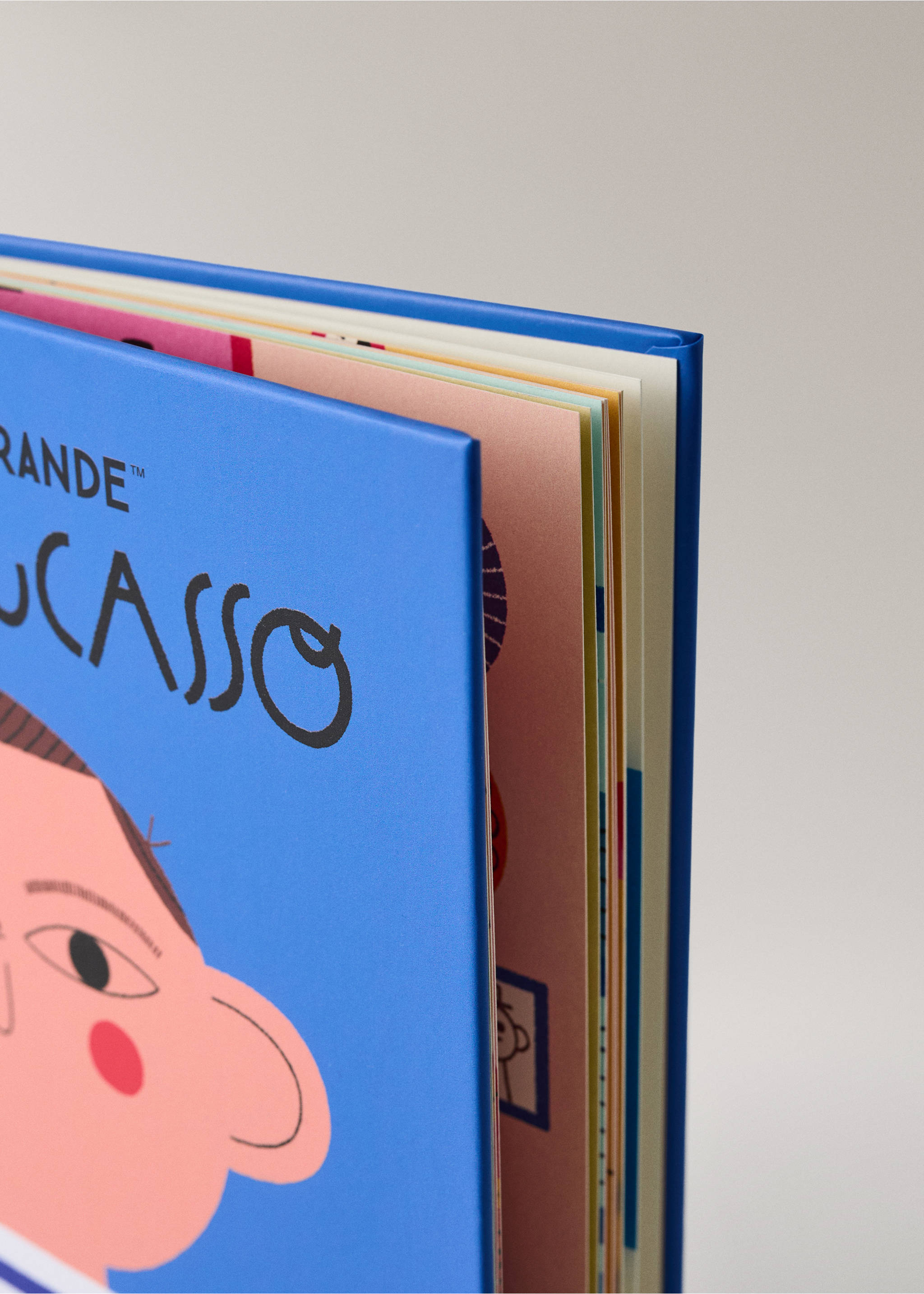 Llibre infantil Pablo Picasso - Detall de l'article 3, Blau nit. Ref: 27001364-00.