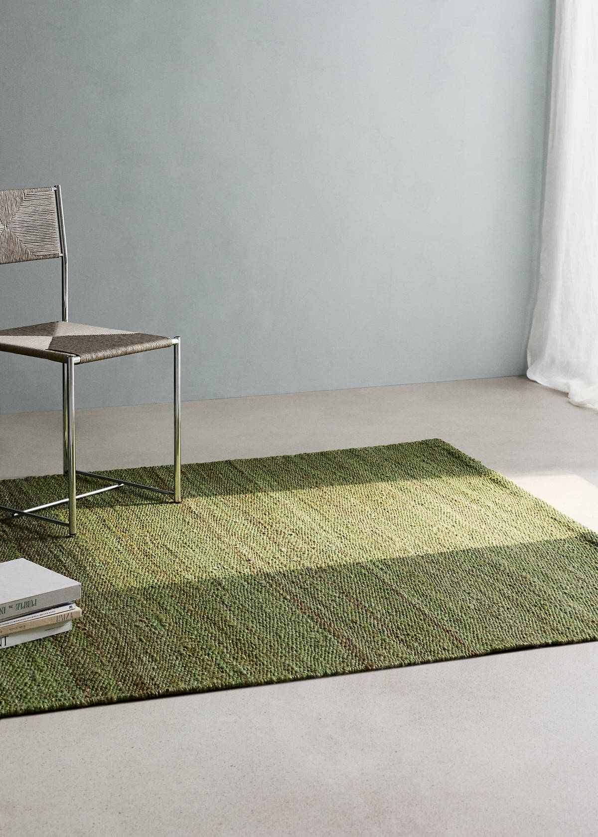 Medium jute rug — Khaki