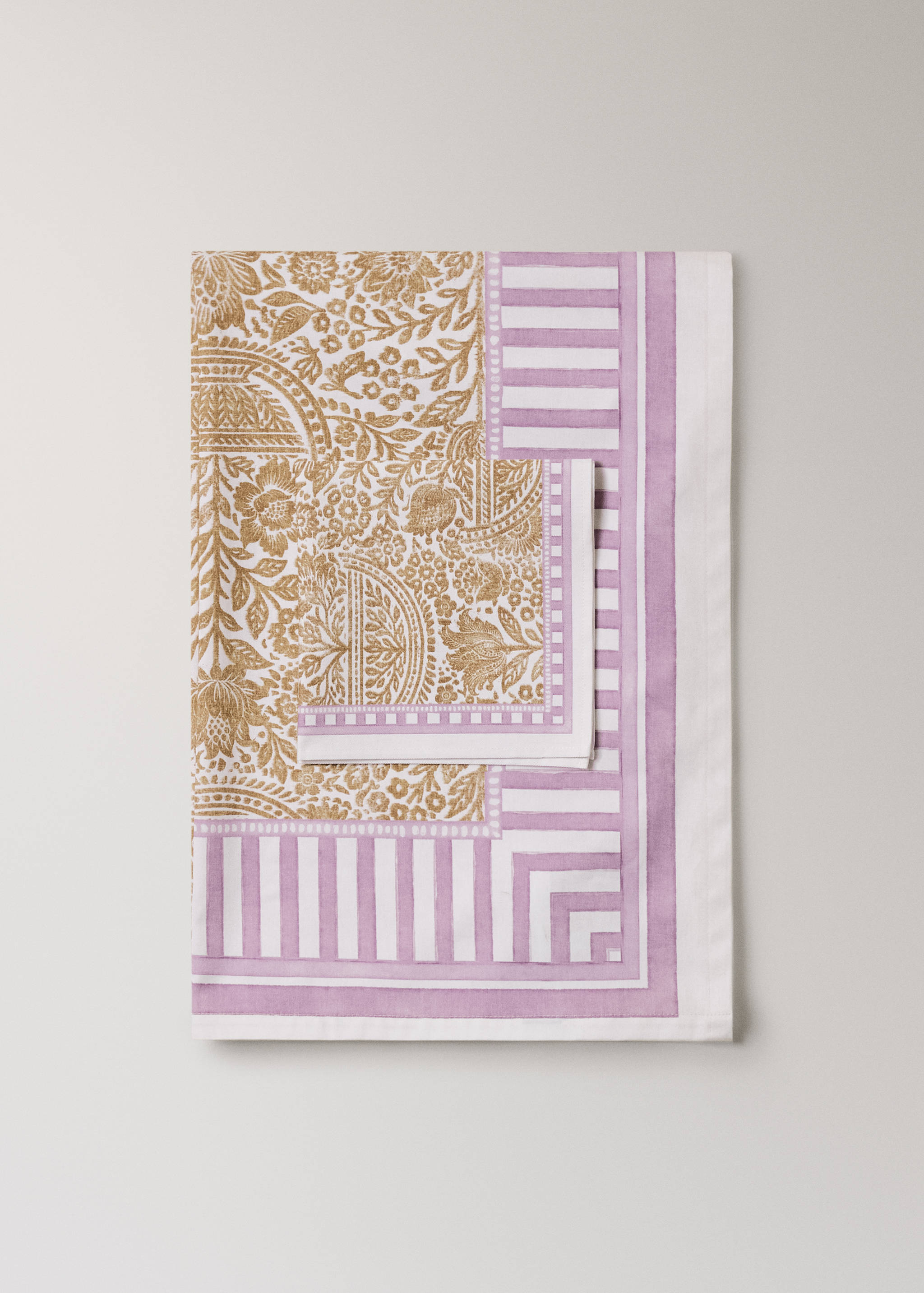 Cotton tablecloth with striped floral patterns for 6 to 8 guests - Details of the article 3