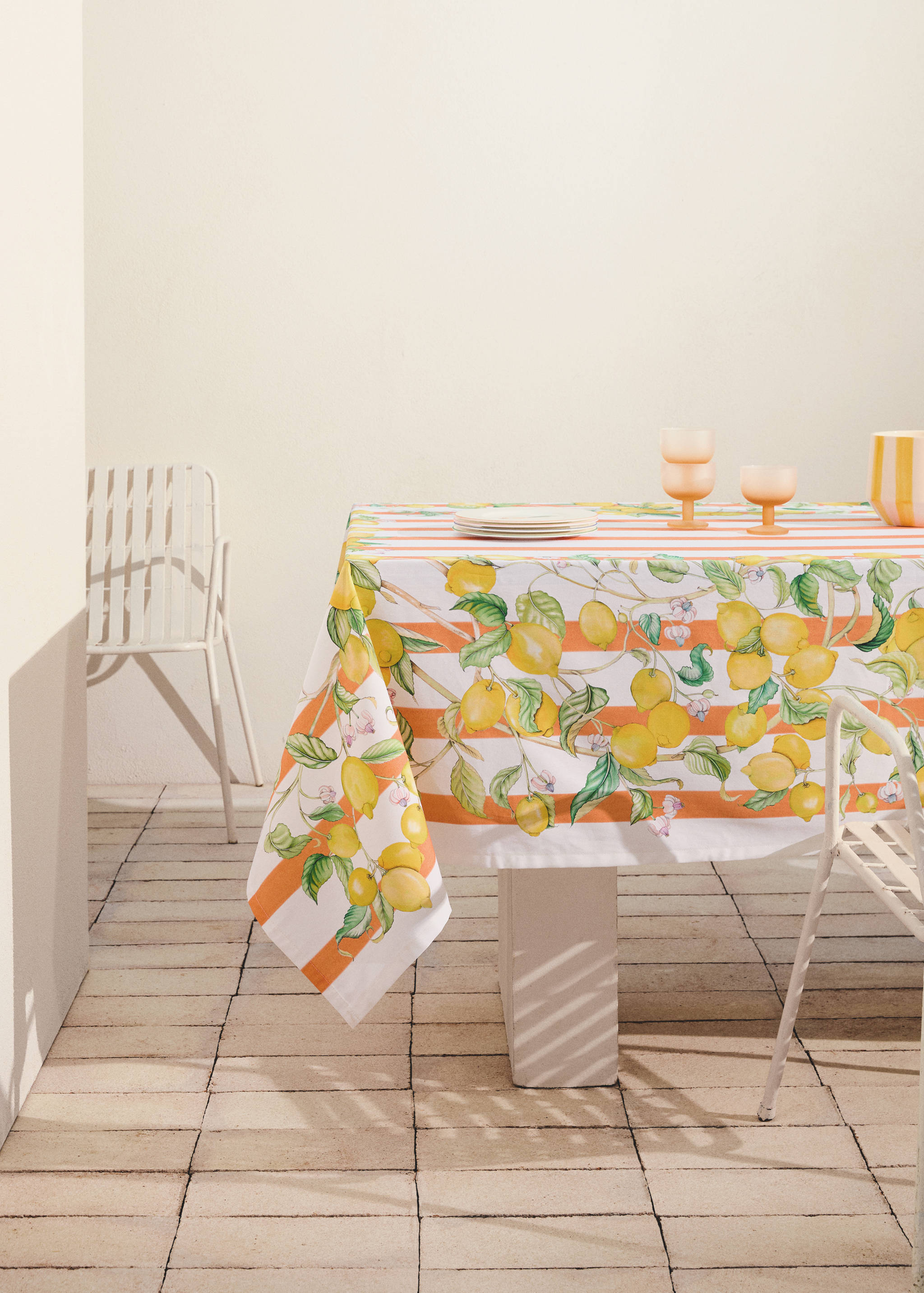 Nappe en coton imprimé citrons pour 6 à 8 convives - Plan général