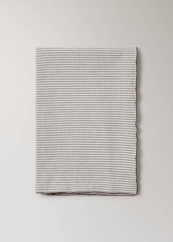 Linen cotton tablecloth with striped design for 2 to 4 diners — Light/Pastel Brown