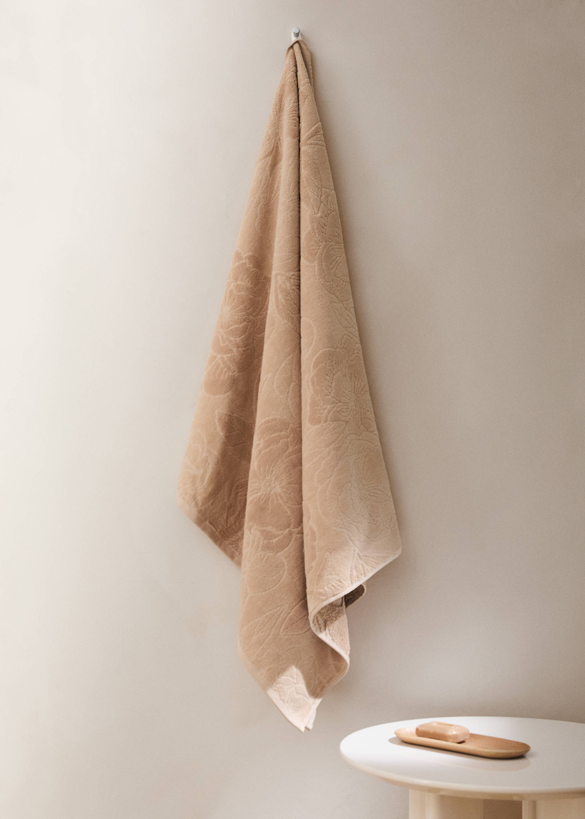Jacquard cotton bath towel - General plane