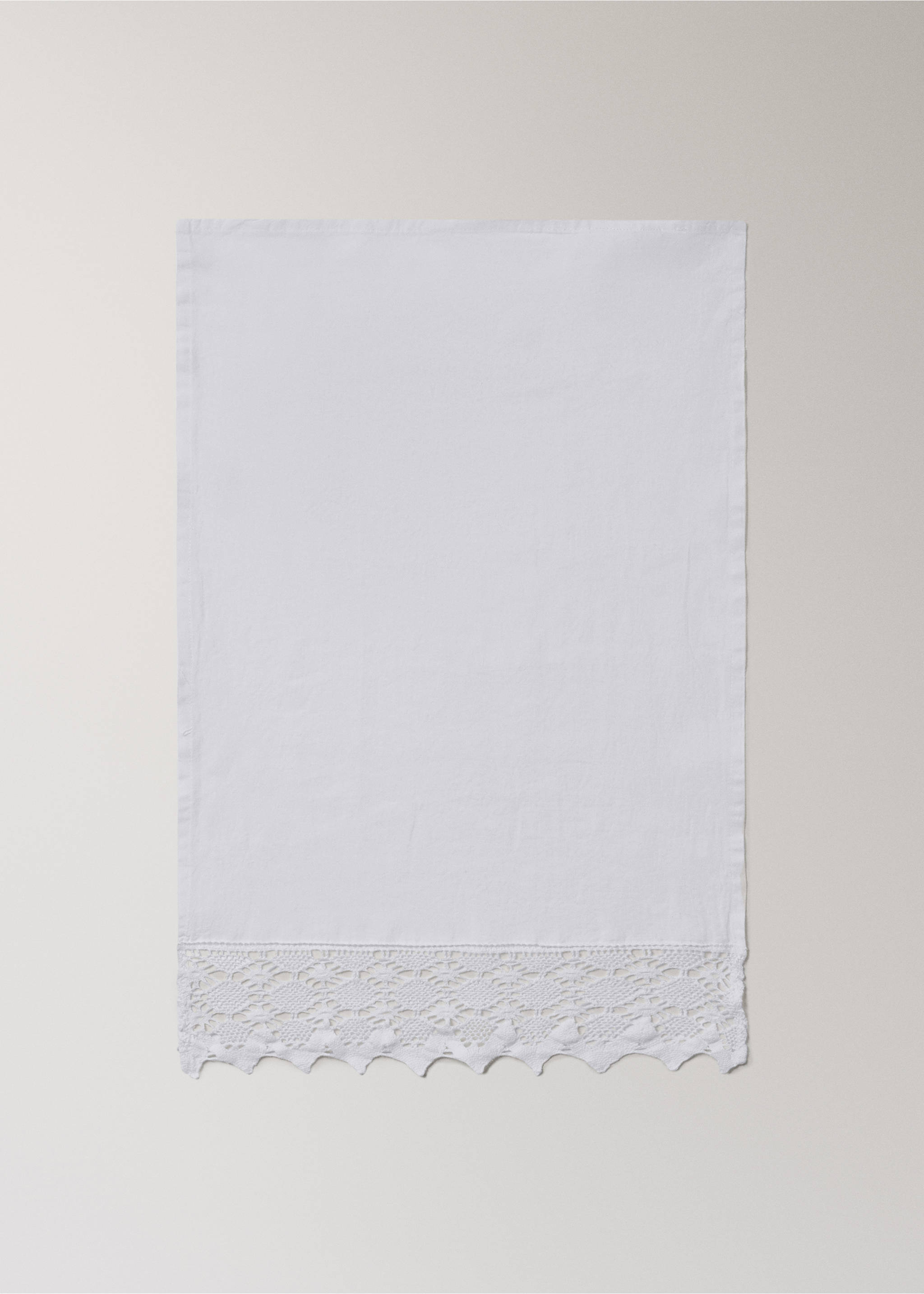 Prosop din in cu bordură din dantelă - Articol fără model, Alb. Ref: 27001570-00.