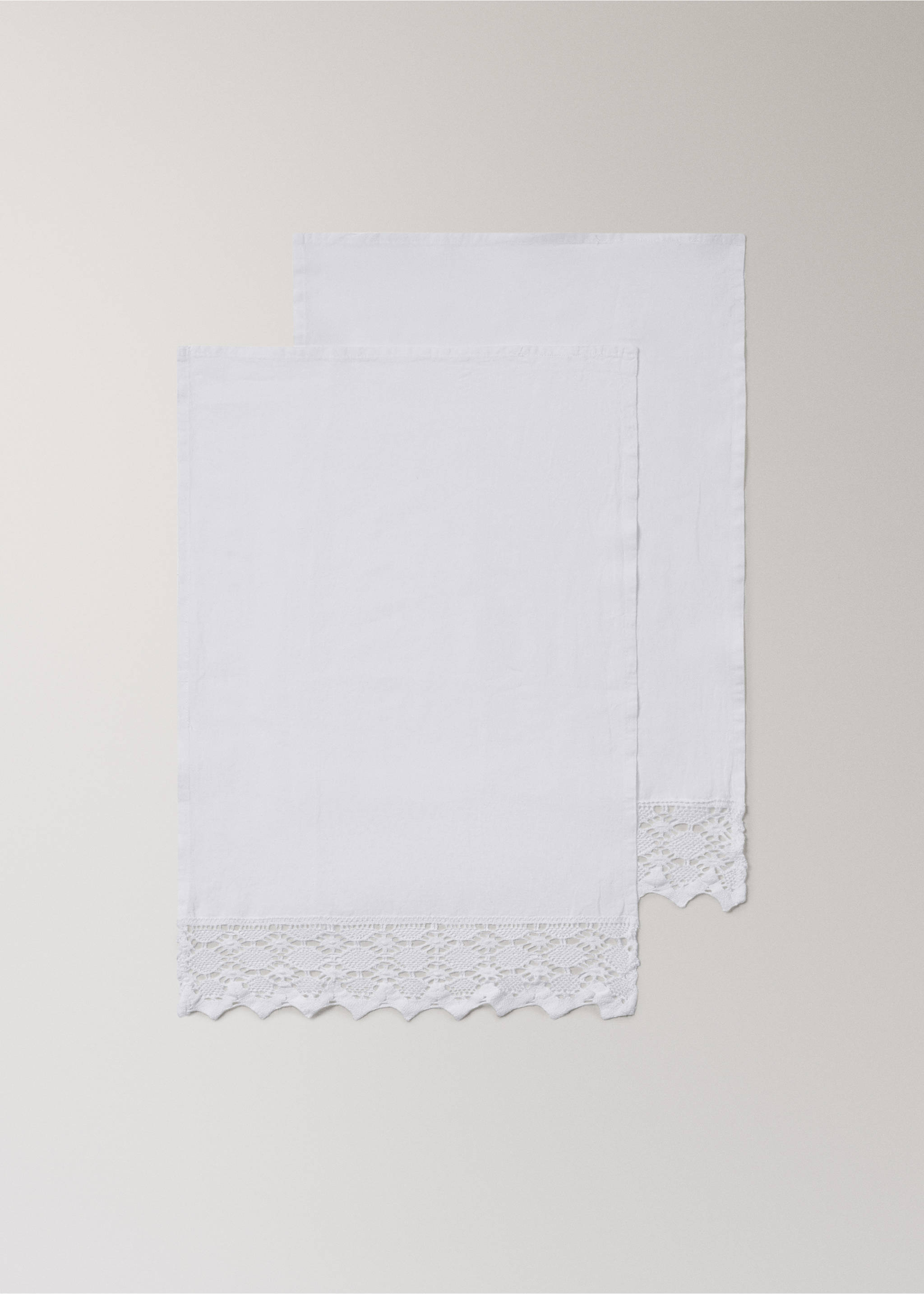 Prosop din in cu bordură din dantelă - Detaliu al articolului 1, Alb. Ref: 27001570-00.