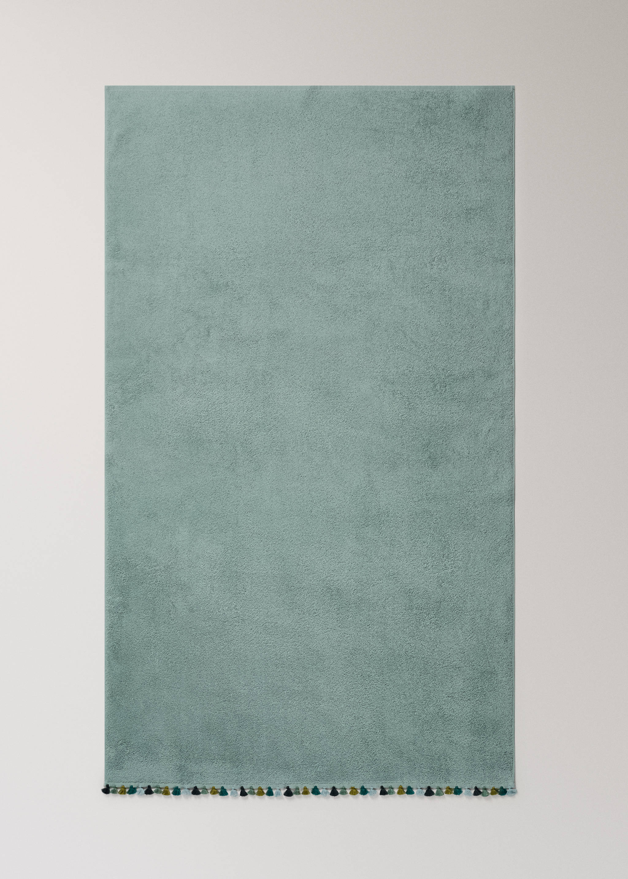 Cotton terry bath towel with pom-pom detail - Details of the article 3