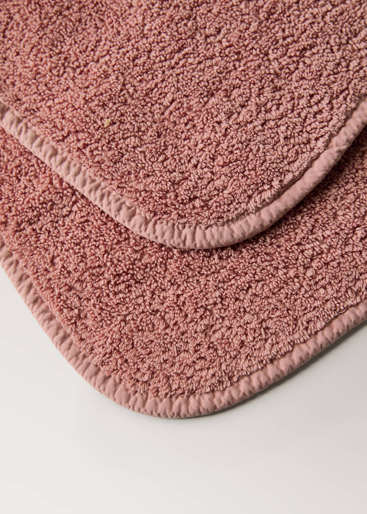 Garment-dyed towel — Pale Pink