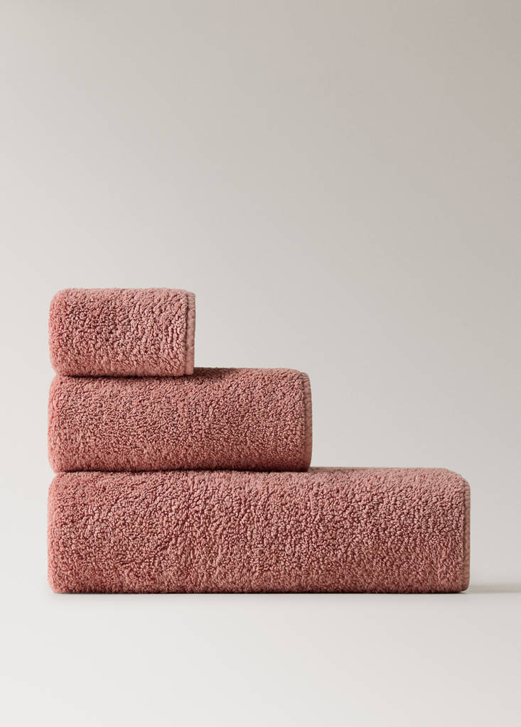 Garment-dyed towel — Pale Pink
