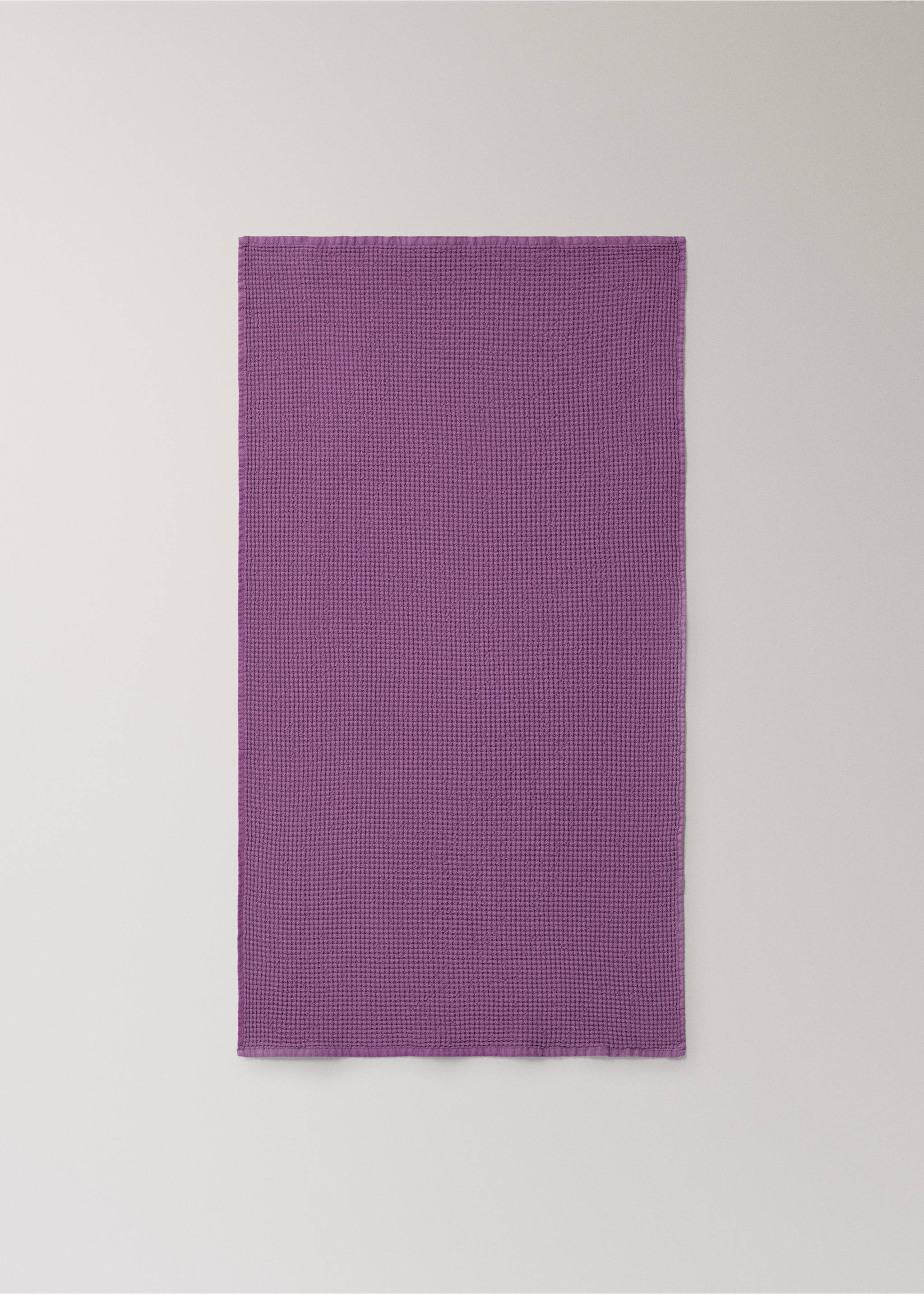 Gastendoekje met wafelstructuur - Detail van het artikel 3, Paars. Ref: 27001596-00.