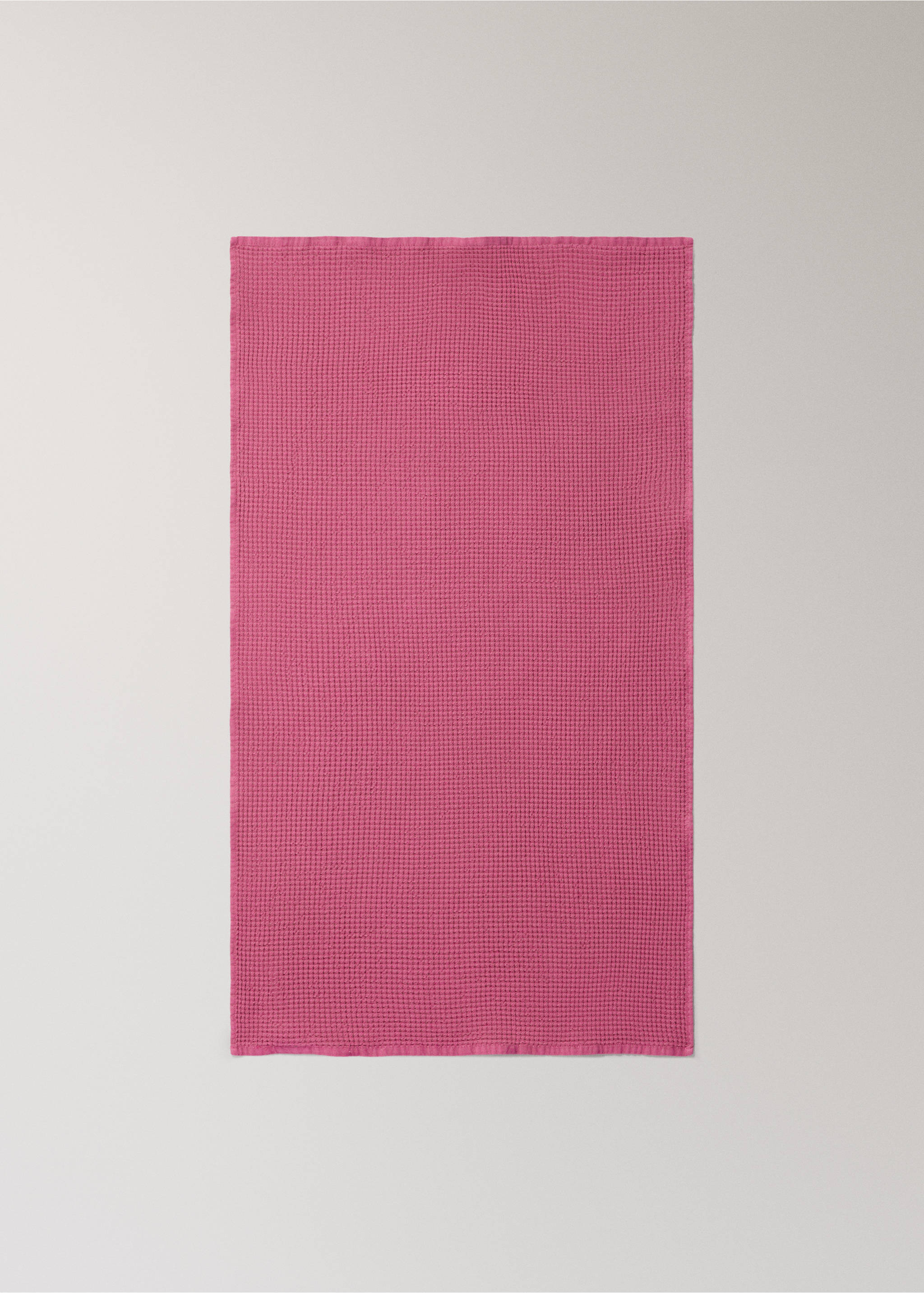 Waffle texture washbasin towel - Details of the article 3, Medium Pink. Ref: 27001596-00.