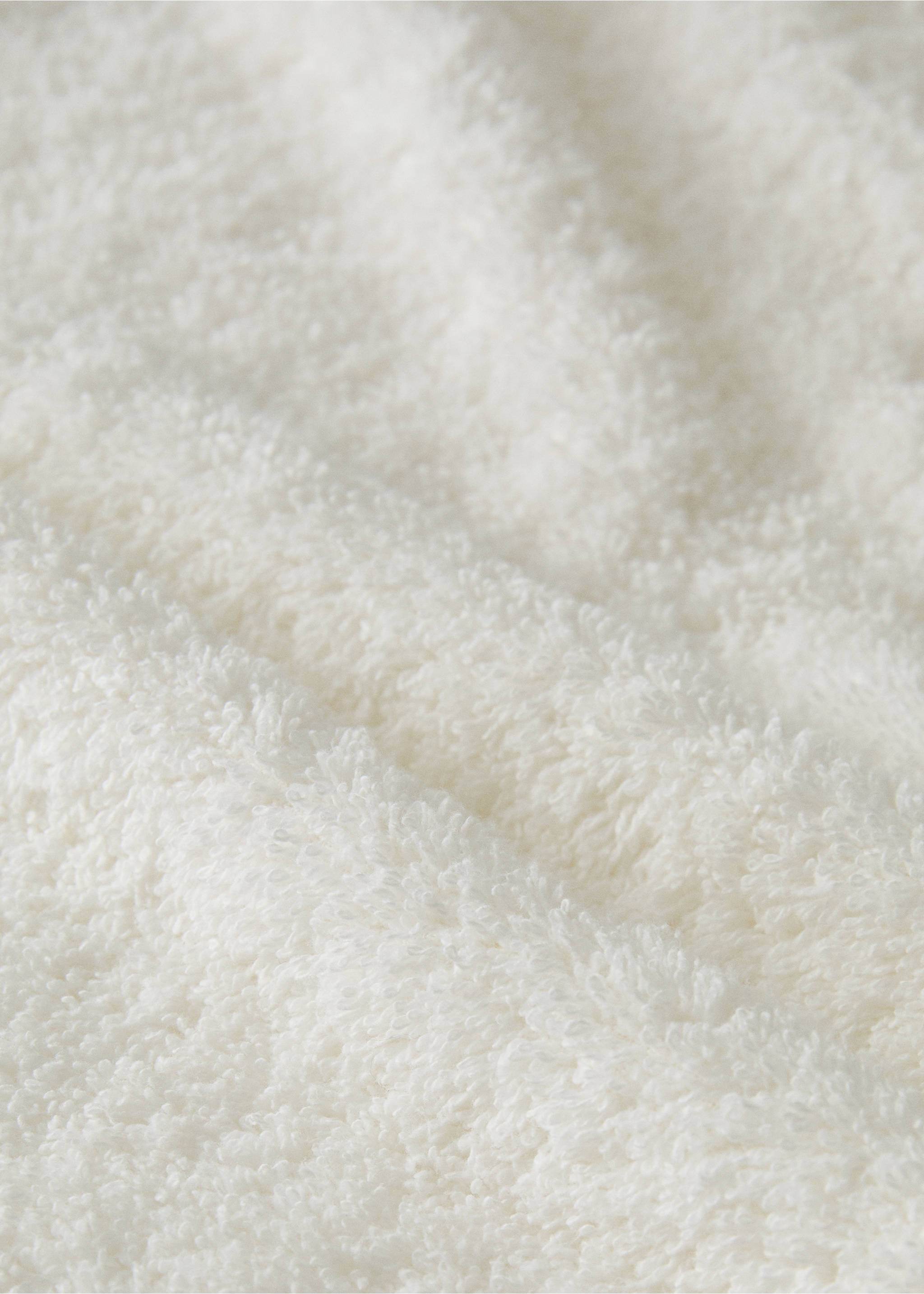 Prosop mediu din bumbac cu margine franjurată și volan - Detaliu al articolului 1, Ecru. Ref: 27001600-00.