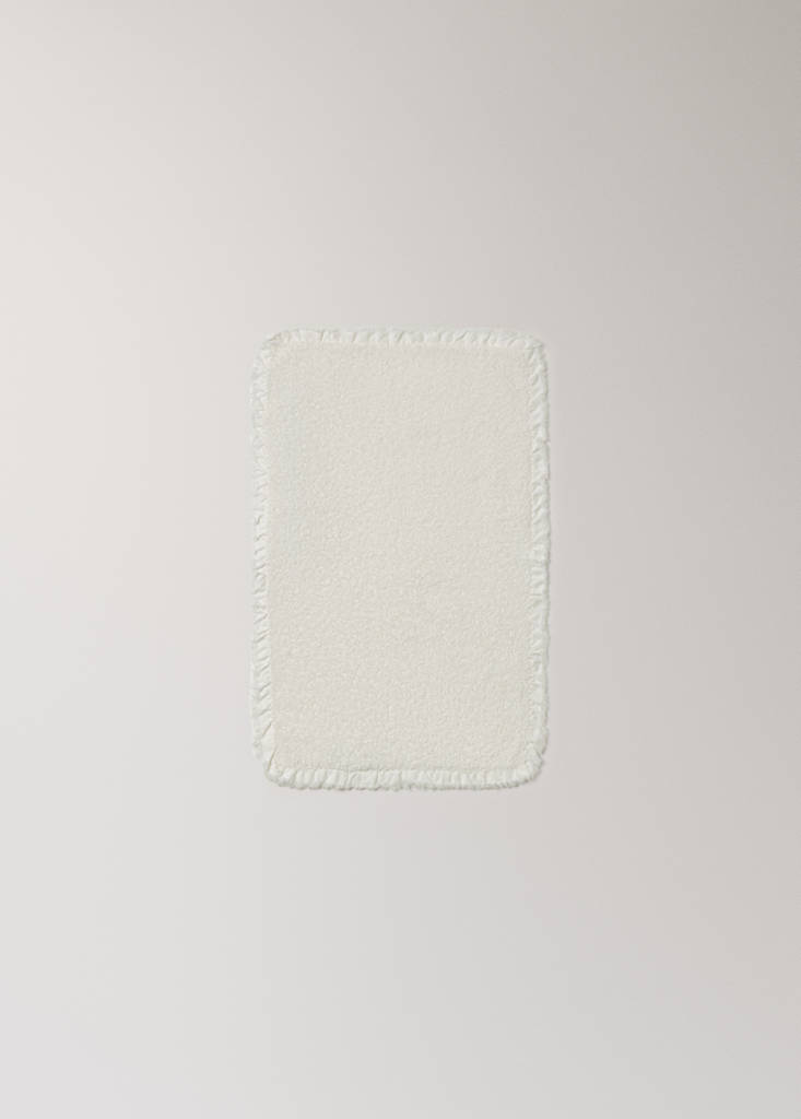 Cotton terry guest towel with frayed edge and ruffle - thumbnail 5
