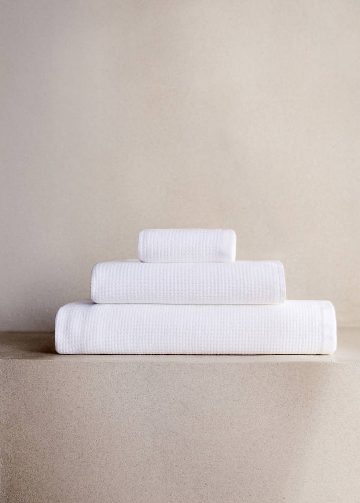 Reversible cotton washbasin towel — Off White