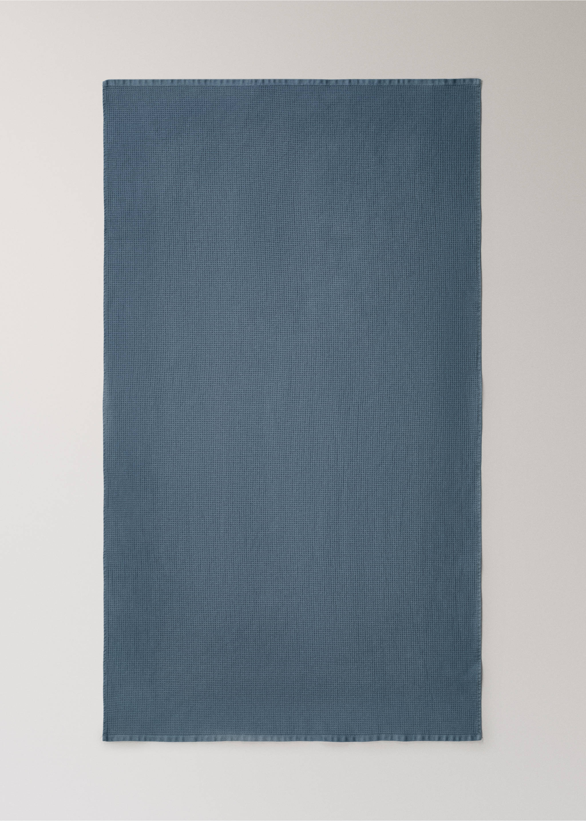 Reversible cotton bath towel - Details of the article 3, Indigo Blue. Ref: 27001604-00.
