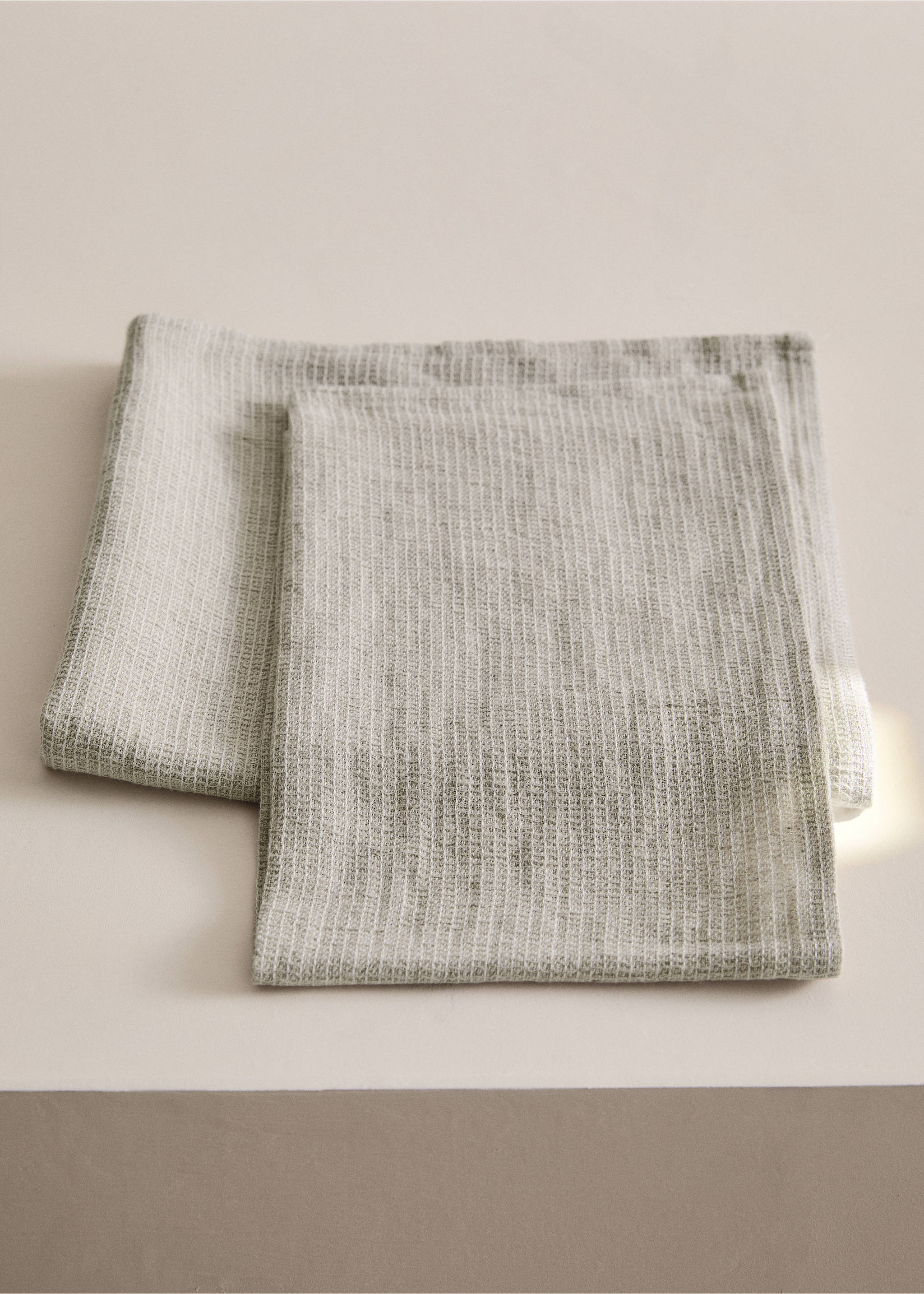 Mini waffle washbasin towel - General plane, Sand. Ref: 27001609-00.