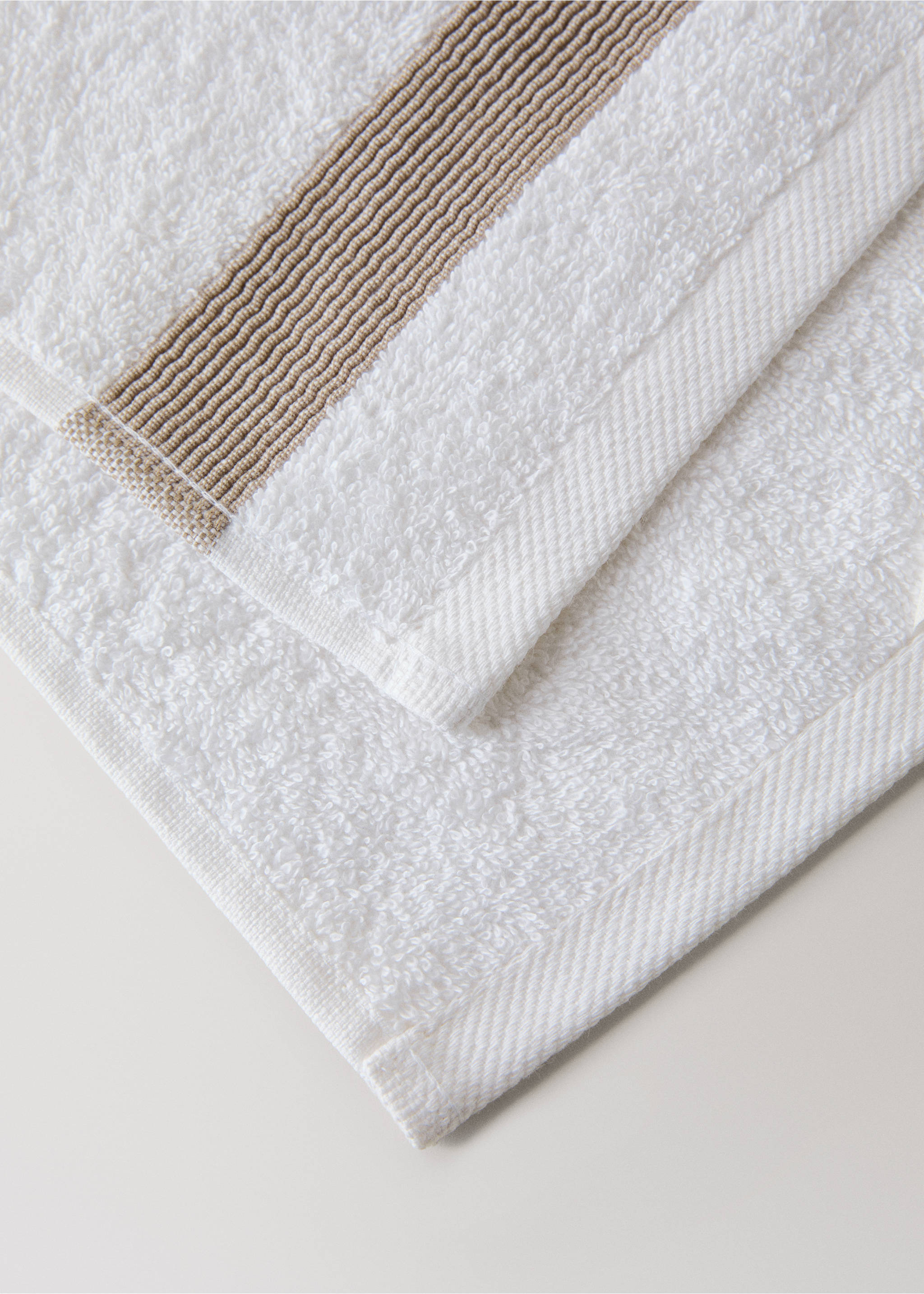 Multicoloured striped jacquard cotton guest towel - Details of the article 2, Ecru. Ref: 27001615-00.
