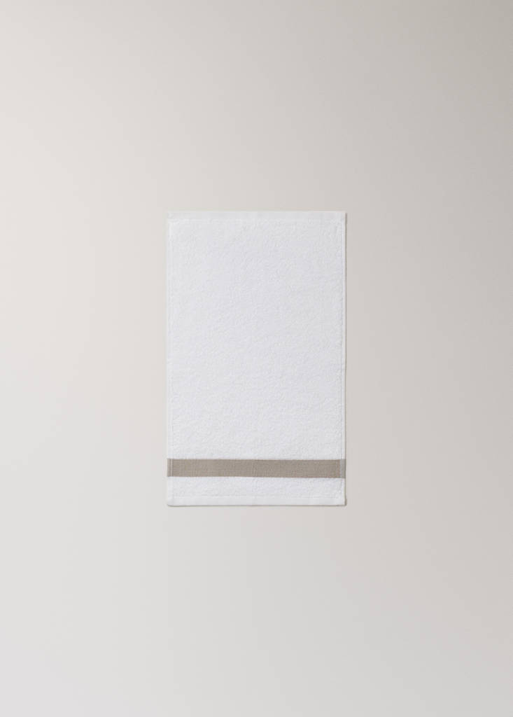Multicoloured striped jacquard cotton guest towel — Ecru