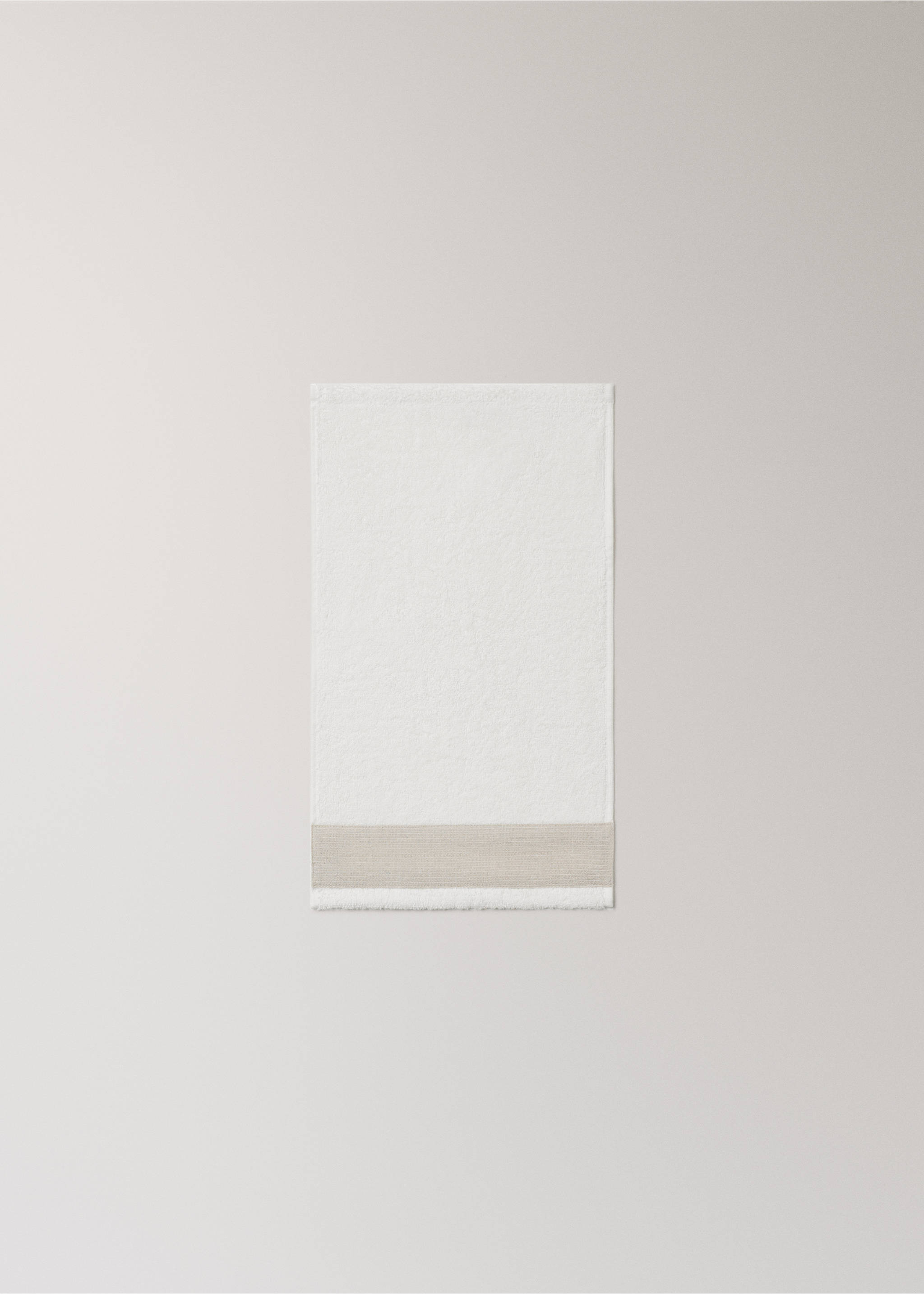 Cotton terry guest towel with linen trim - Details of the article 3, White. Ref: 27001618-00.