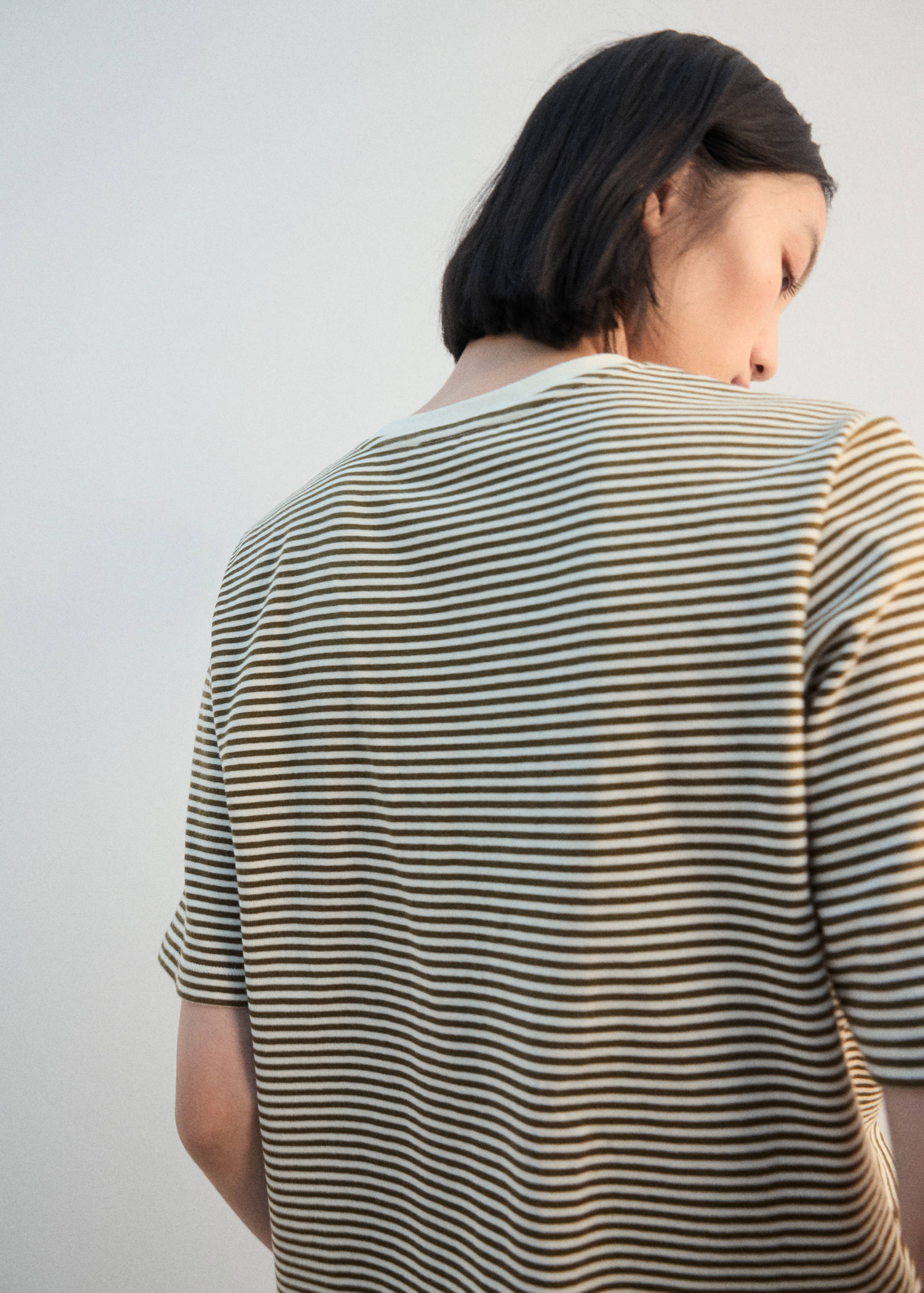 Striped cotton T-shirt - Reverse of the article