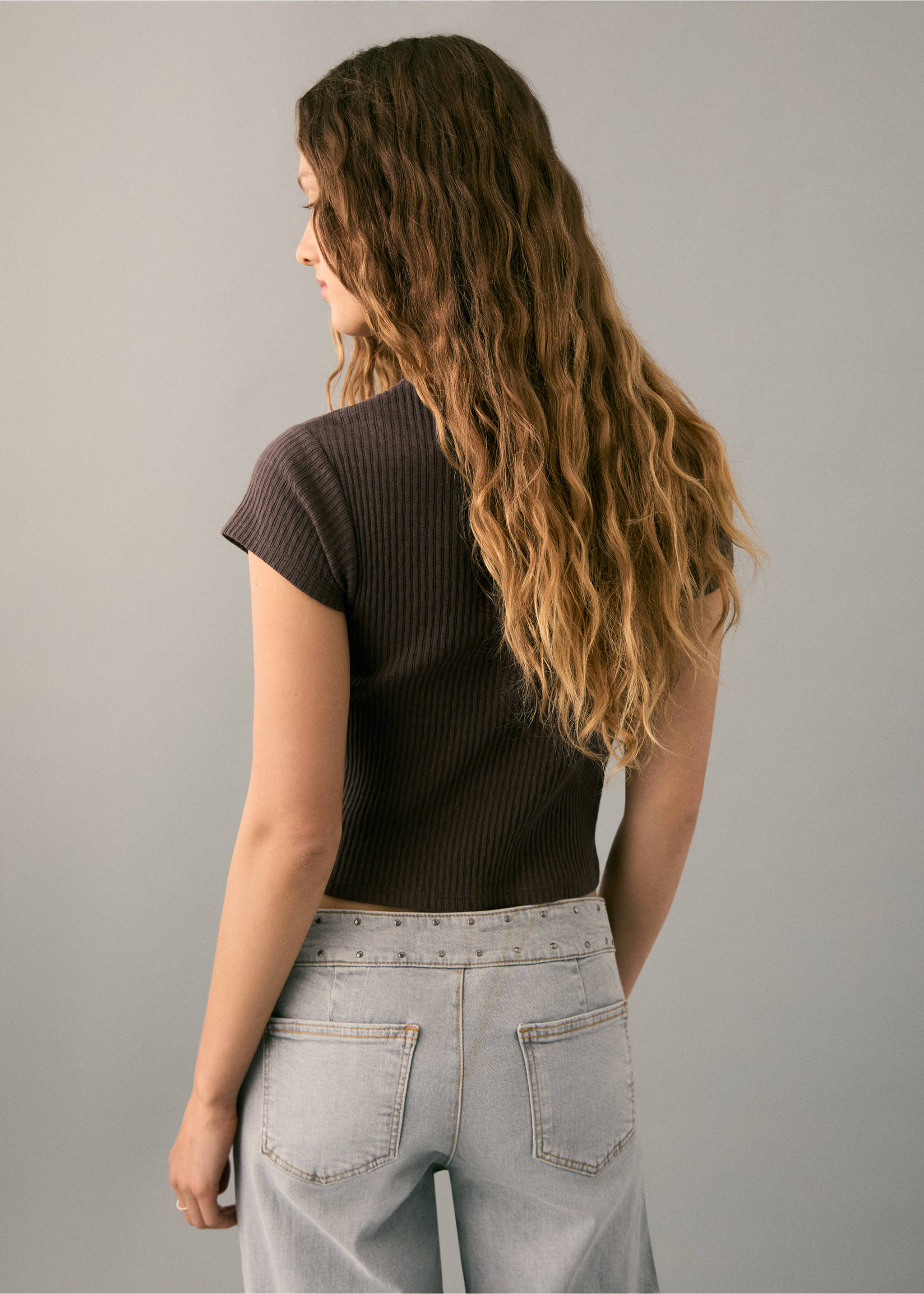 Футболка из трикотажа в рубчик - Обратная сторона изделия, Коричневый. Ref: 27002551-00.