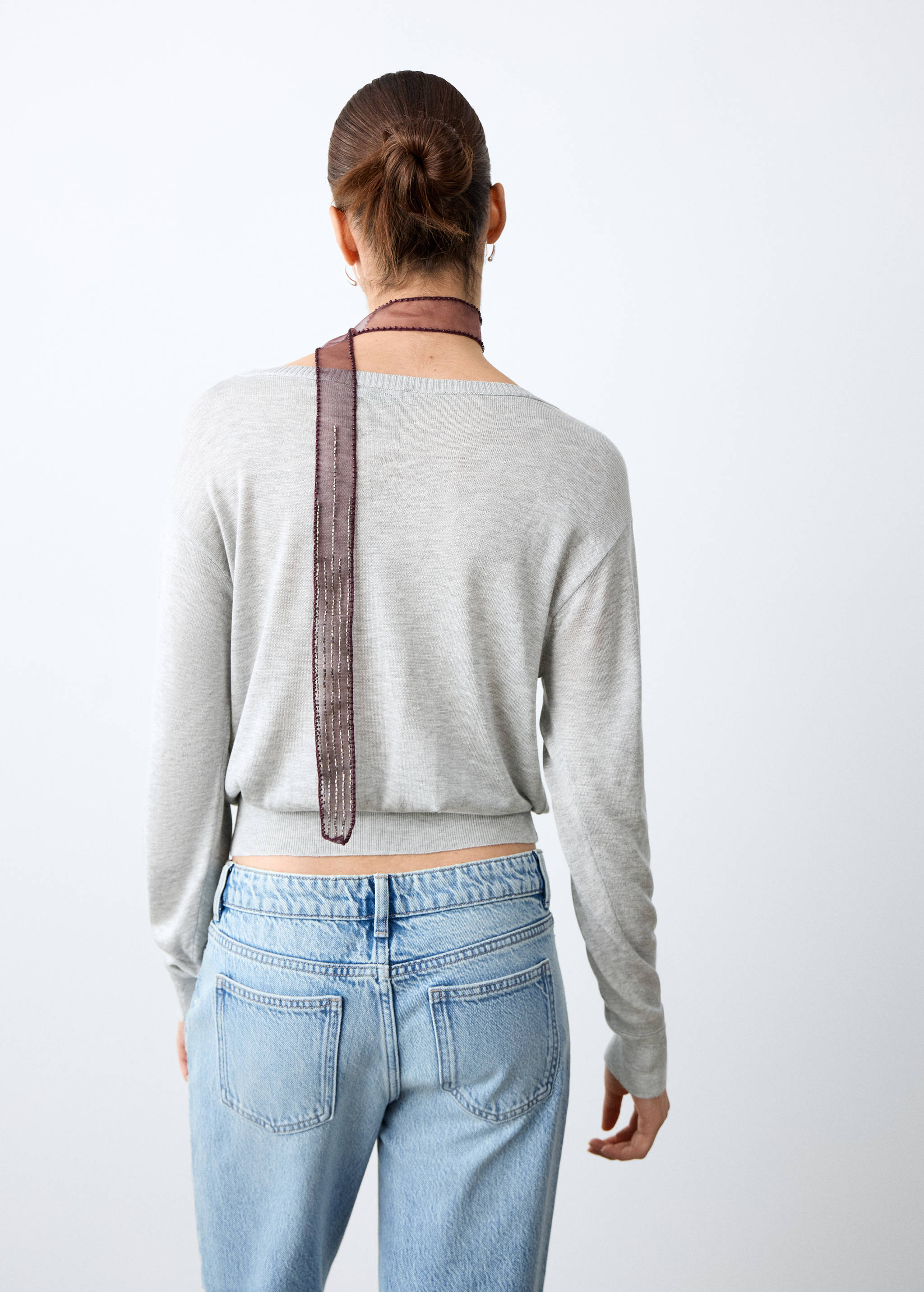 Boat neck sweater - Reverse of the article