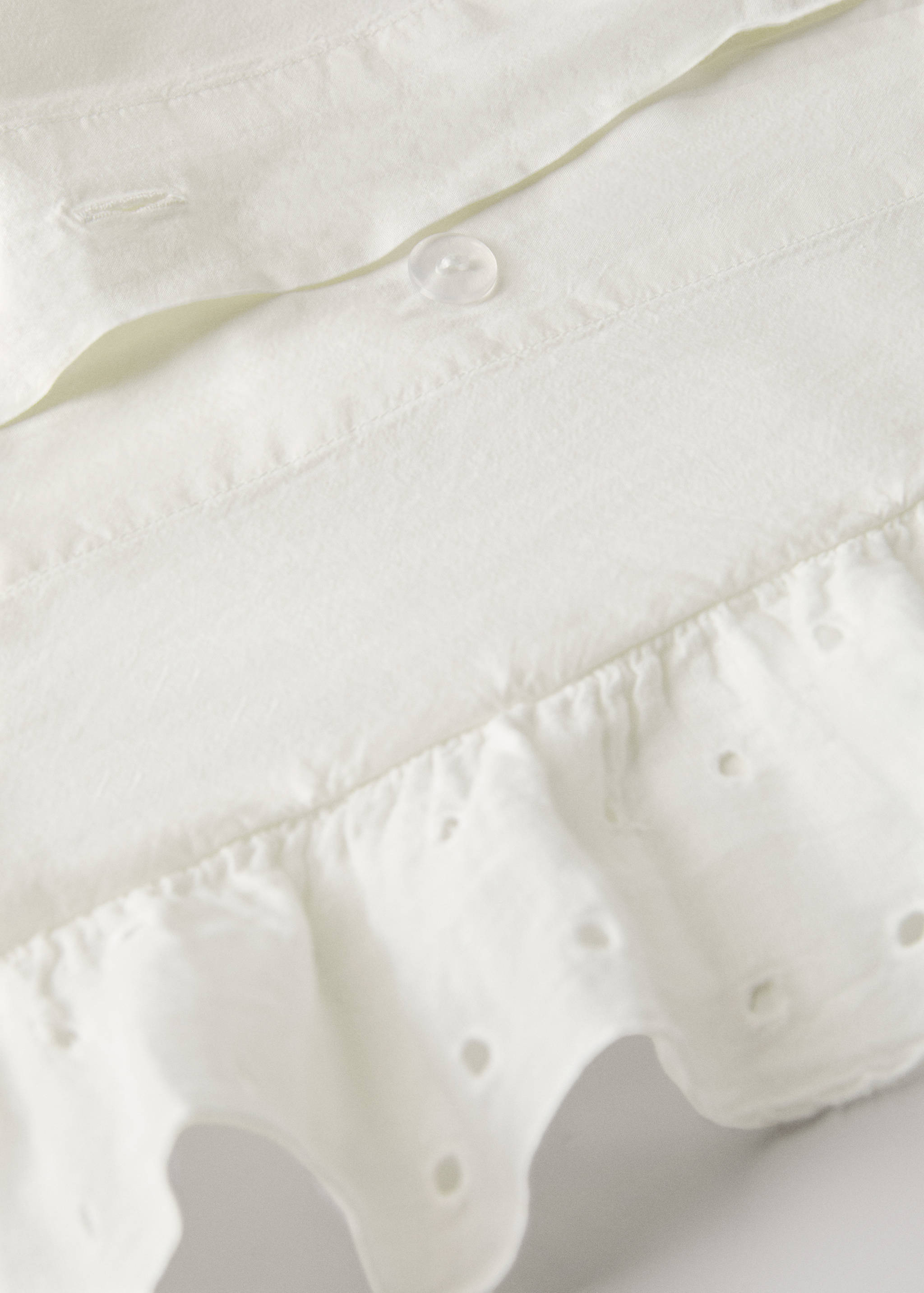 Cotton garment-dyed duvet cover with linen ruffle for 150/160 cm bed - Details of the article 1