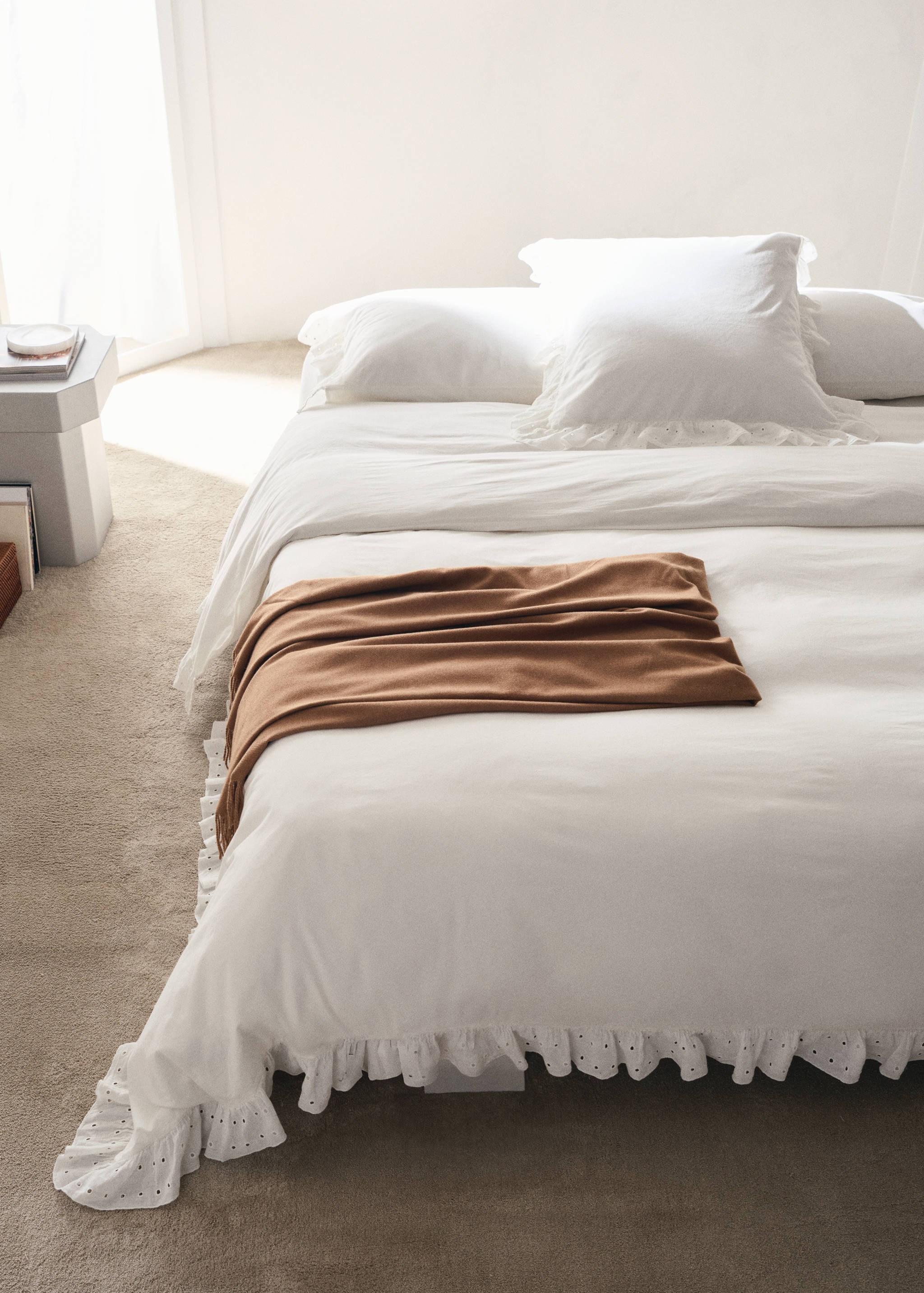 Cotton garment-dyed duvet cover with linen ruffle for 150/160 cm bed - Details of the article 6
