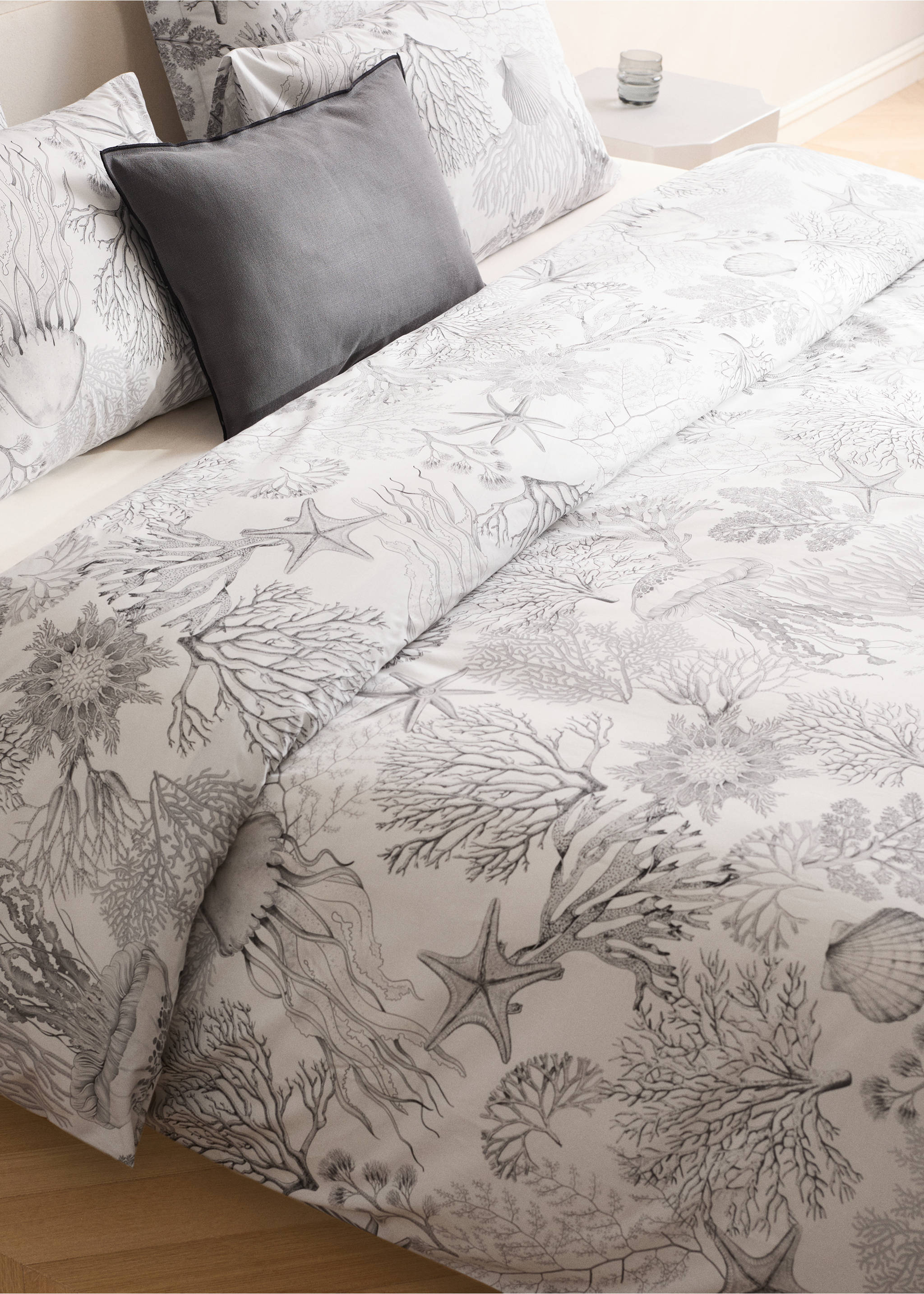 Percale duvet cover with sea print Bed 150/160 cm - Details of the article 7, Grey. Ref: 27002968-00.