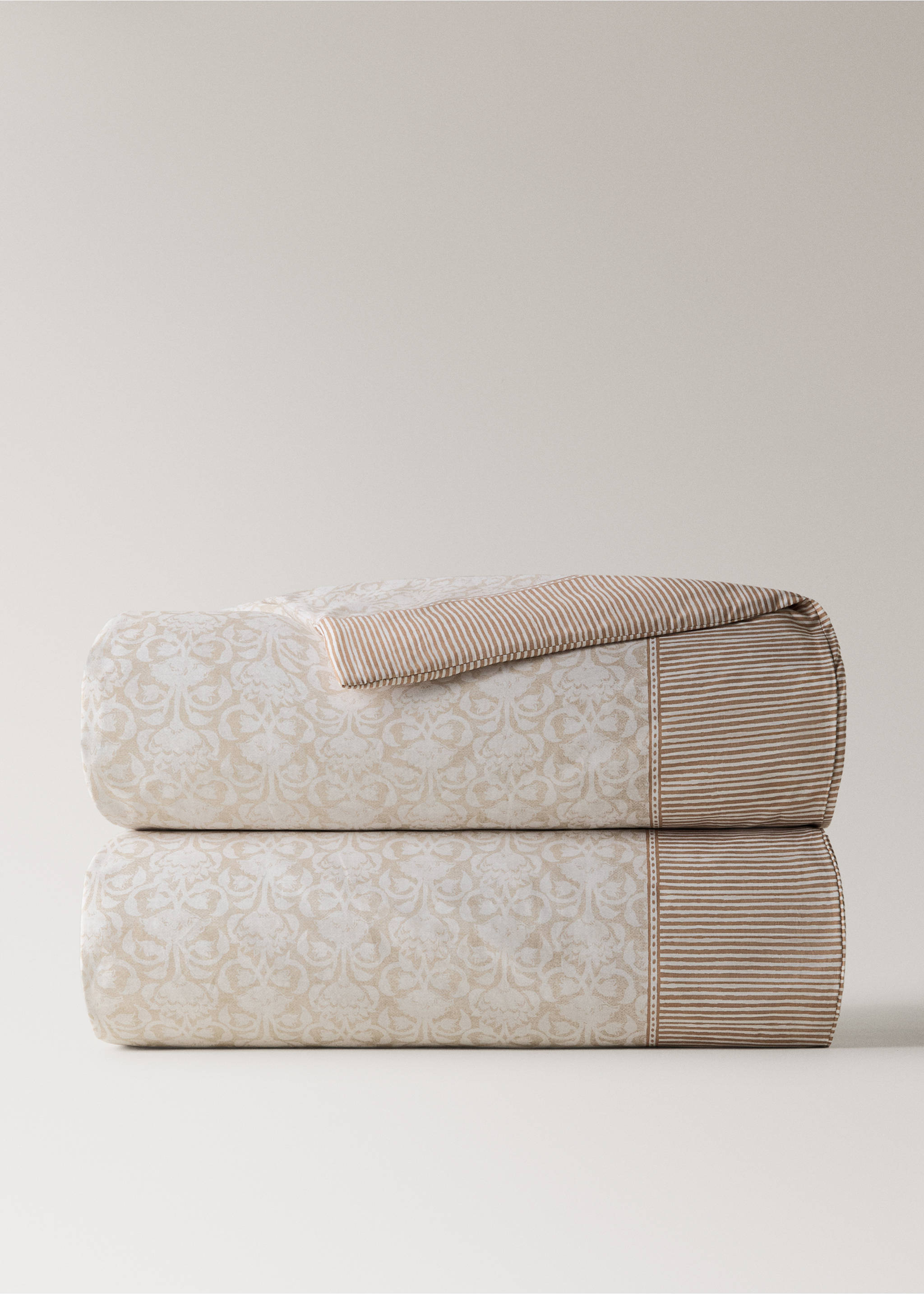 Floral border cotton duvet cover for 150/160cm bed - Article without model, Ochre. Ref: 27002980-00.