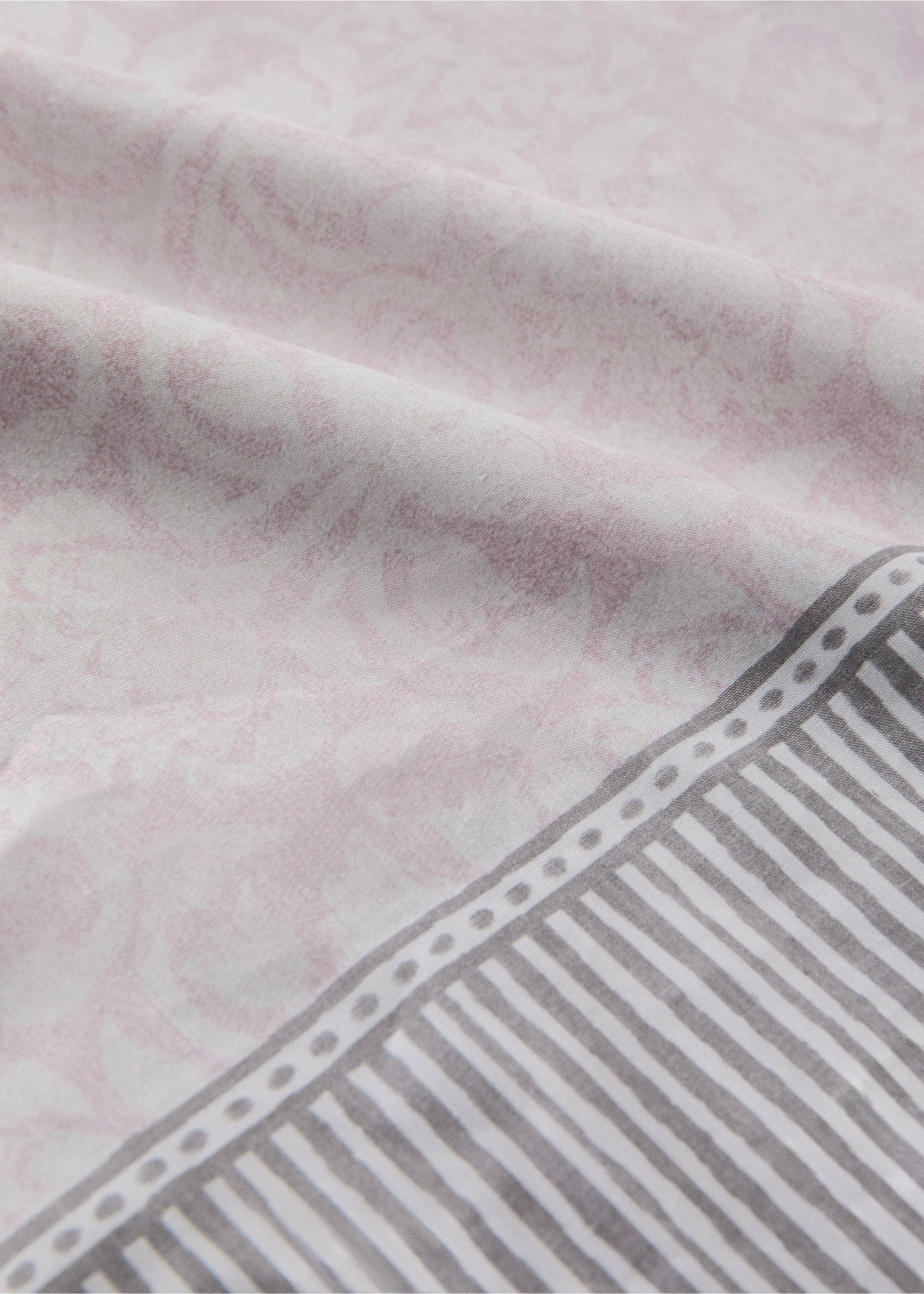 Cotton duvet cover with floral border for 180cm bed - Details of the article 1, Pastel Pink. Ref: 27002981-00.