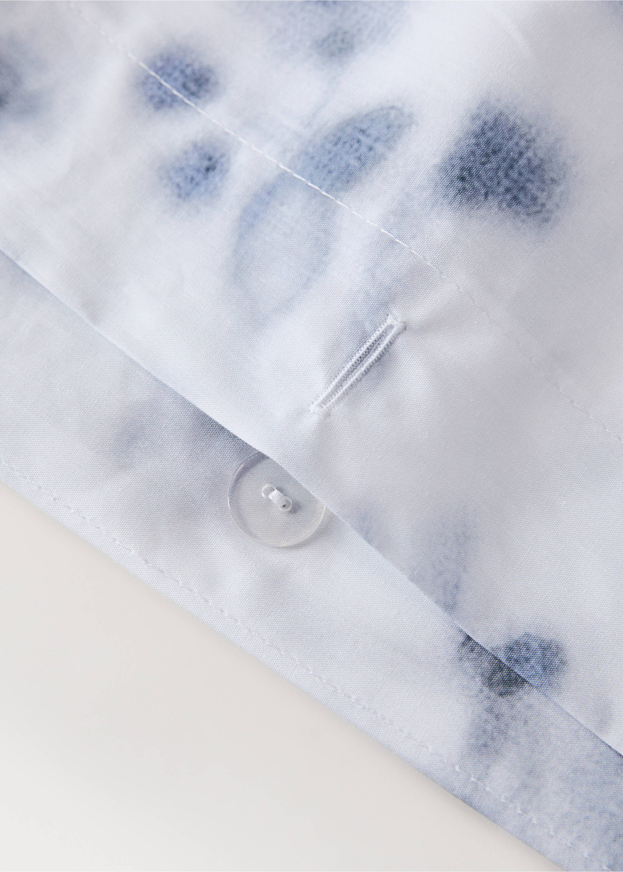 Faded floral percale duvet cover for 90 cm bed - Details of the article 1, Blue. Ref: 27002982-00.