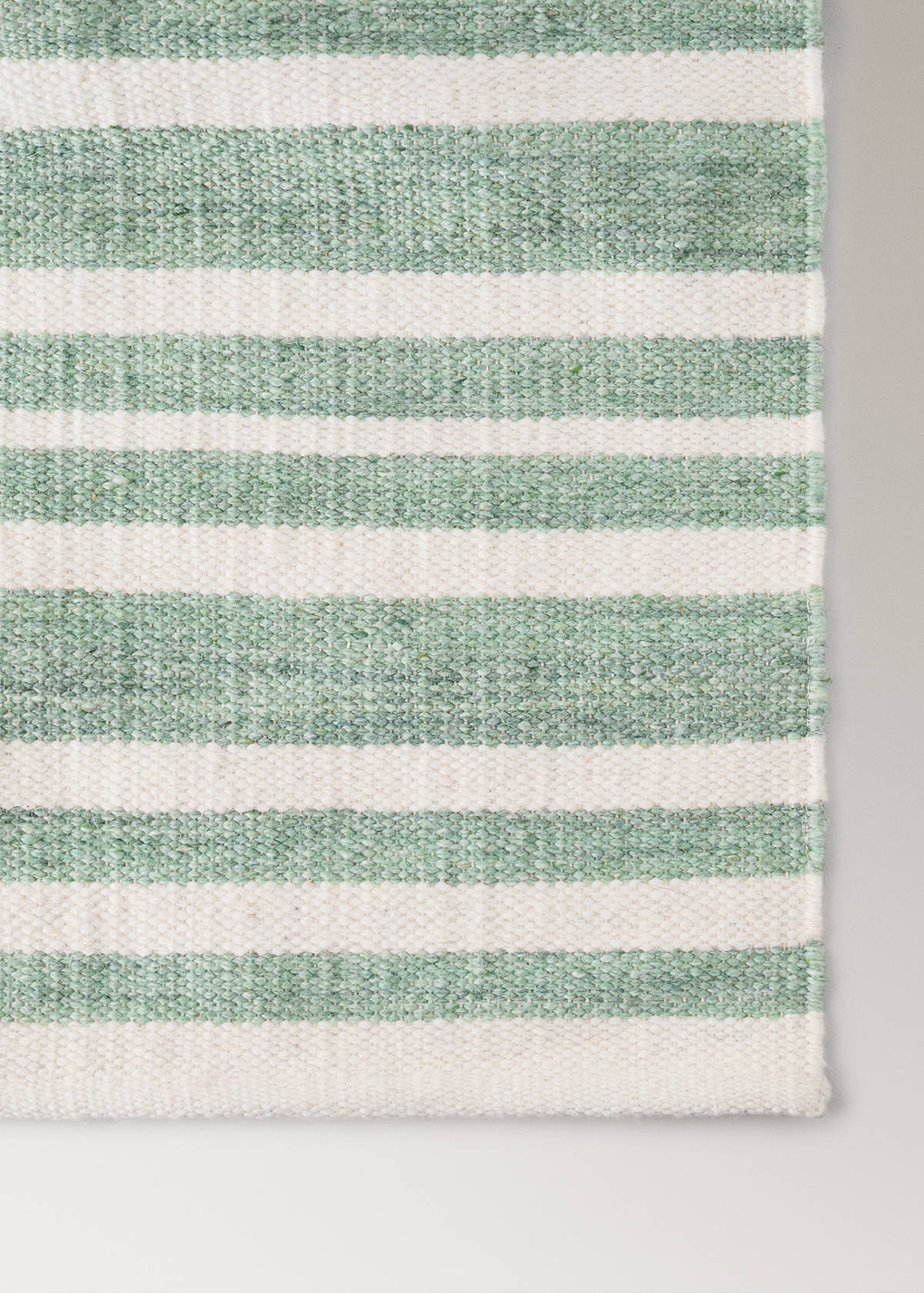 Large striped wool carpet — Green