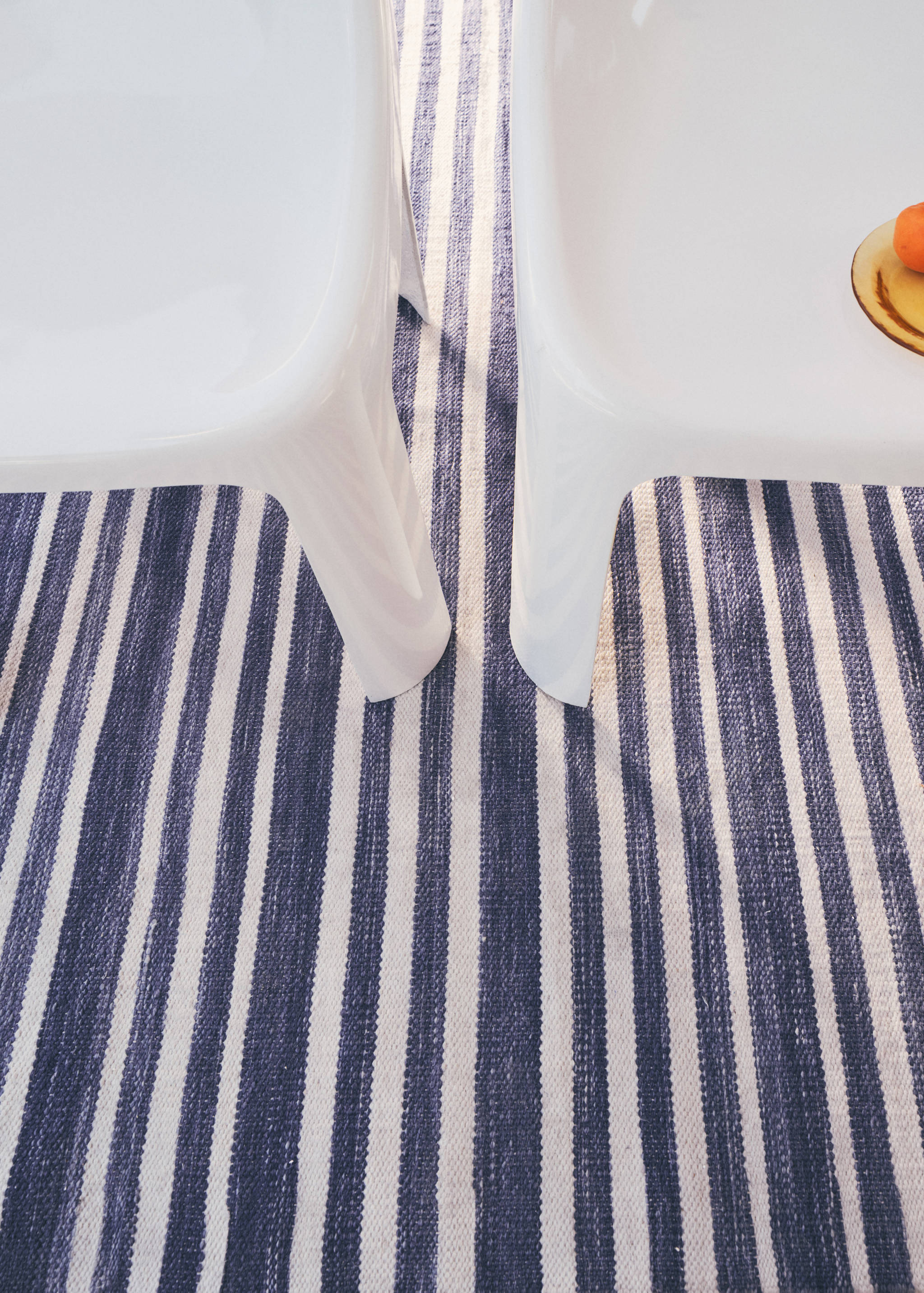 Large striped wool carpet - Details of the article 5