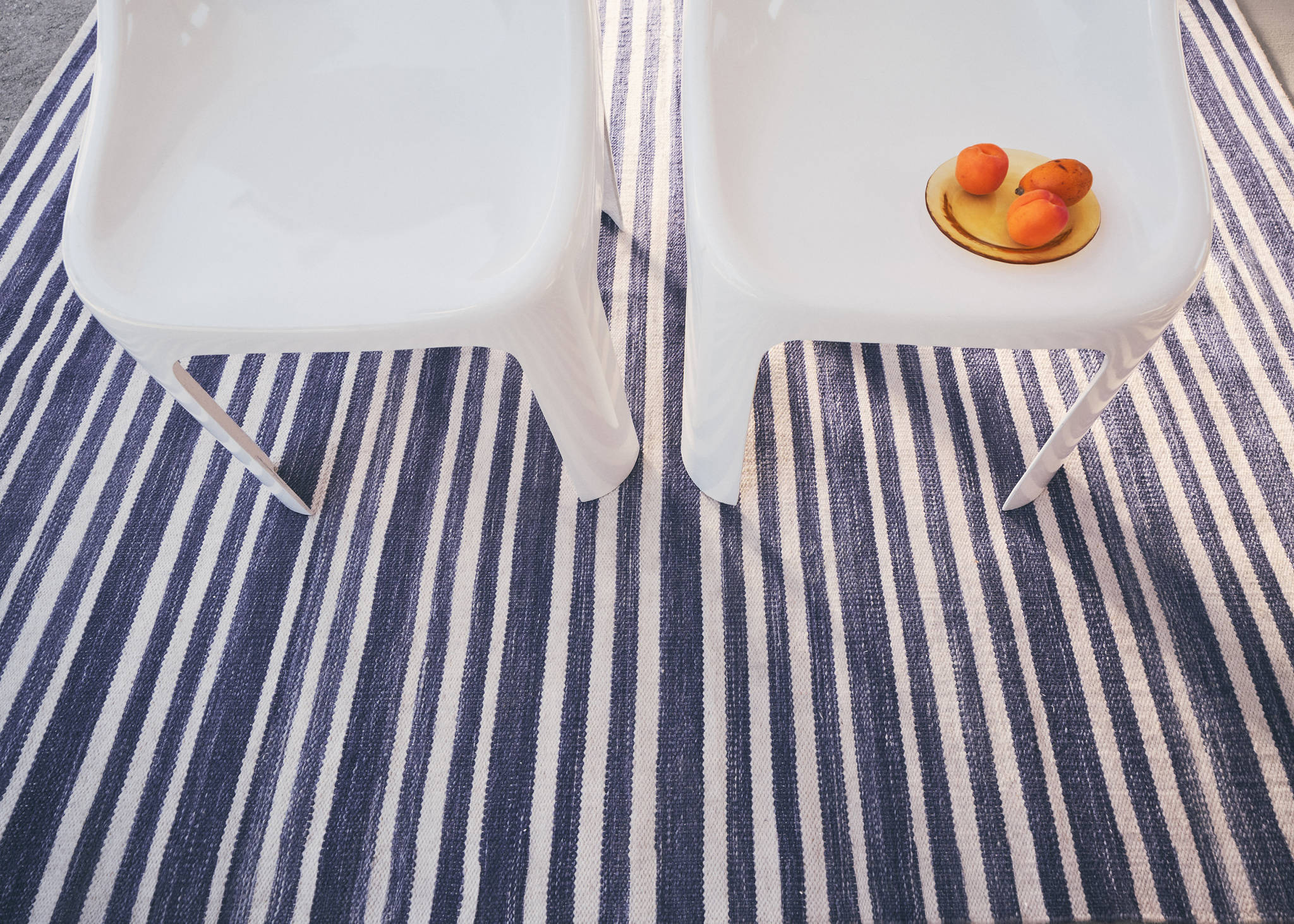 Large striped wool carpet - Panoramic plane