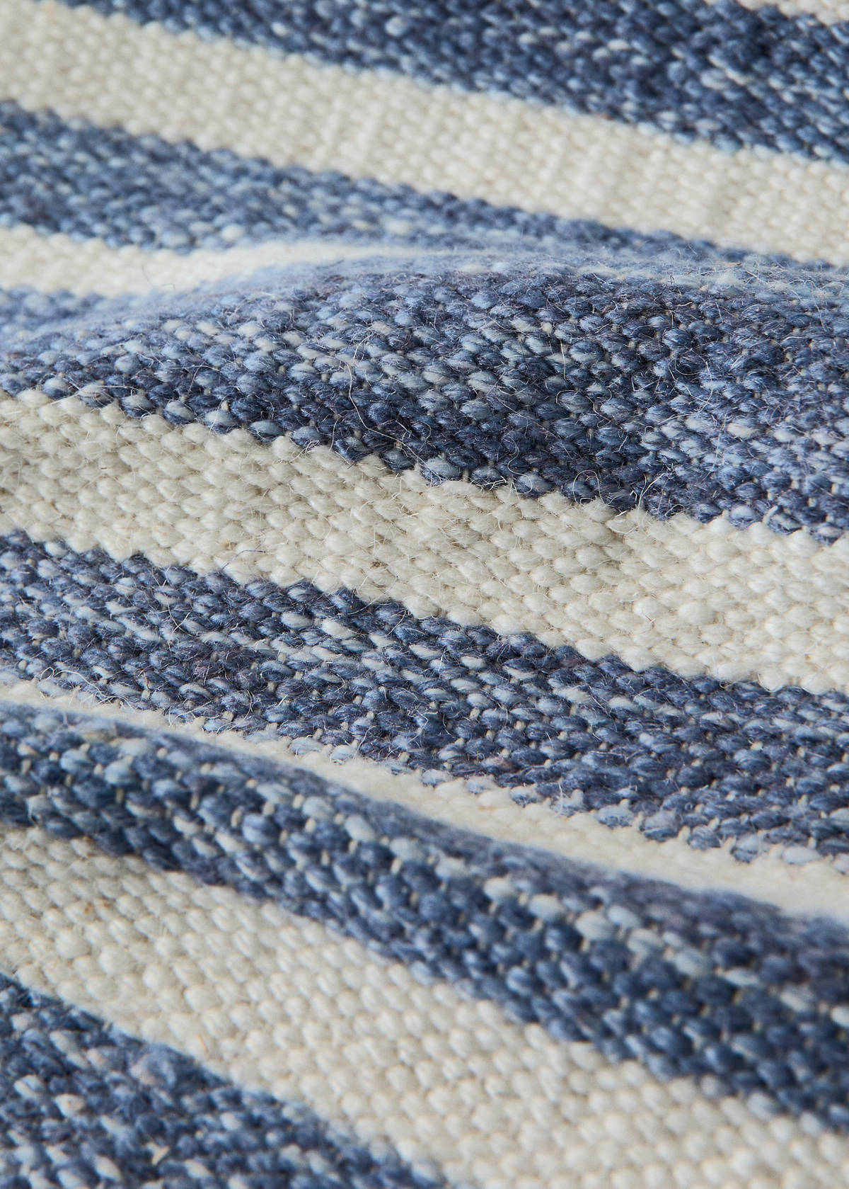 Large wool striped rug — Blue
