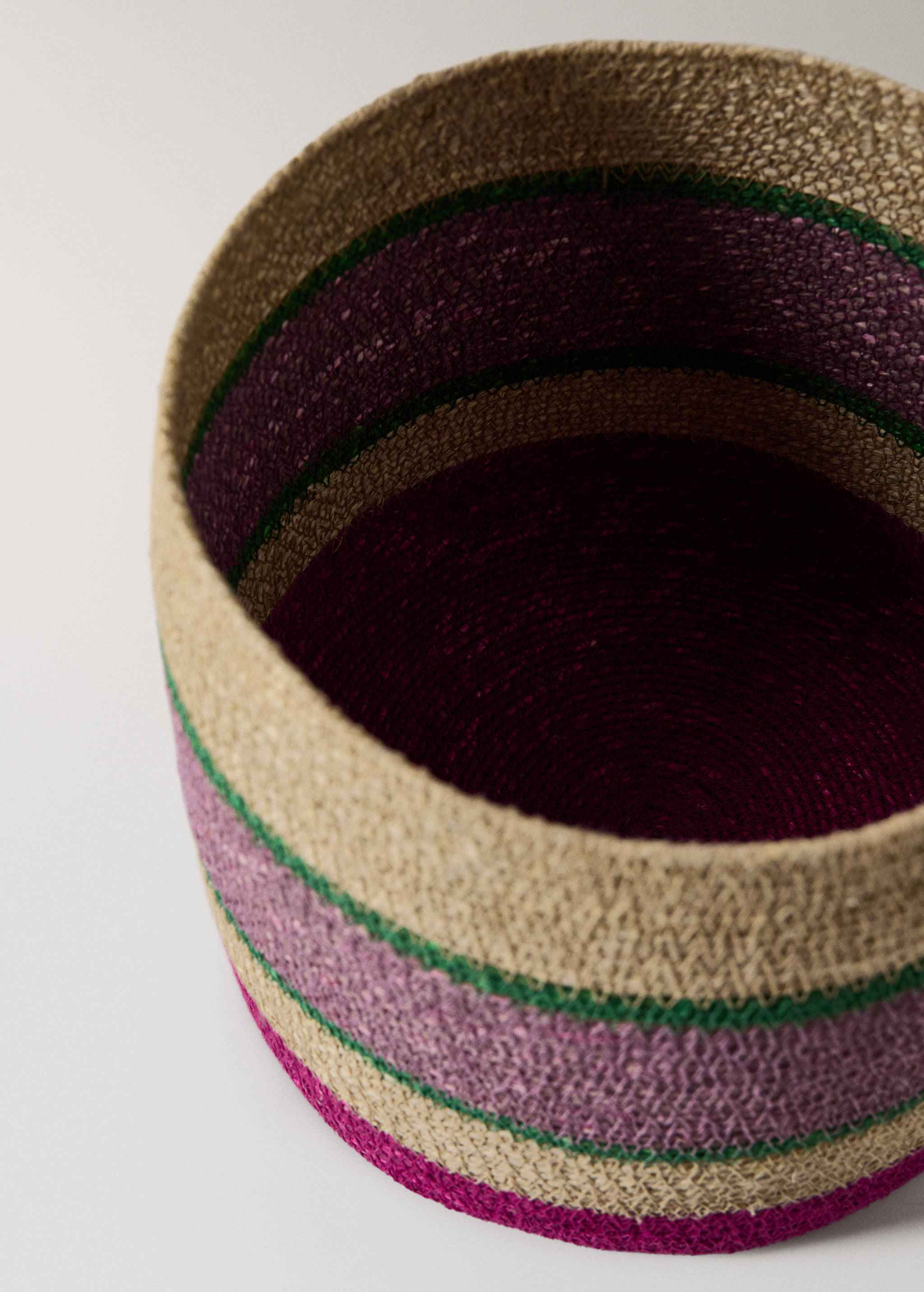 Medium coloured 100% seaweed basket with lid - Details of the article 3