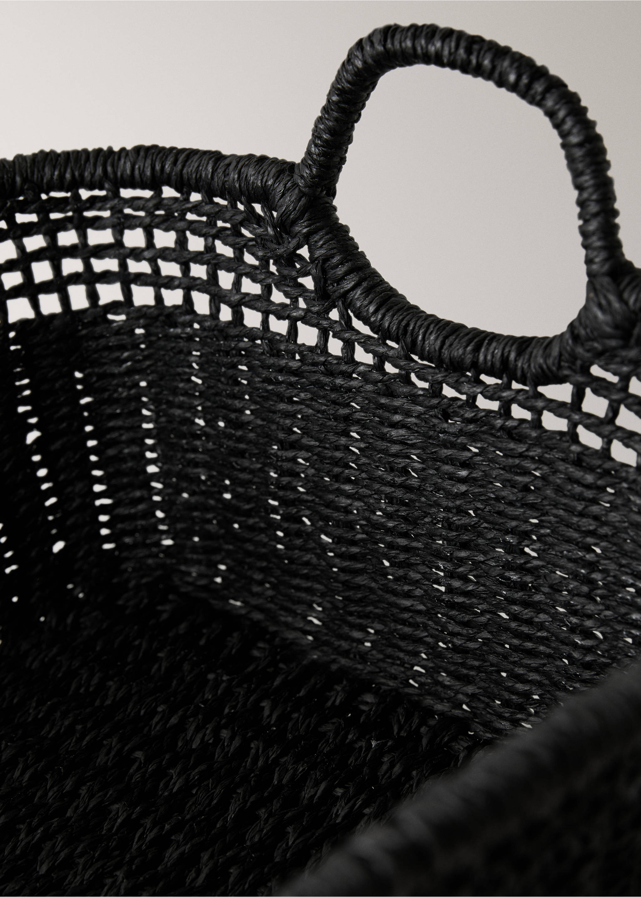 Two-handled paper basket - Details of the article 1, Black. Ref: 27003290-00.