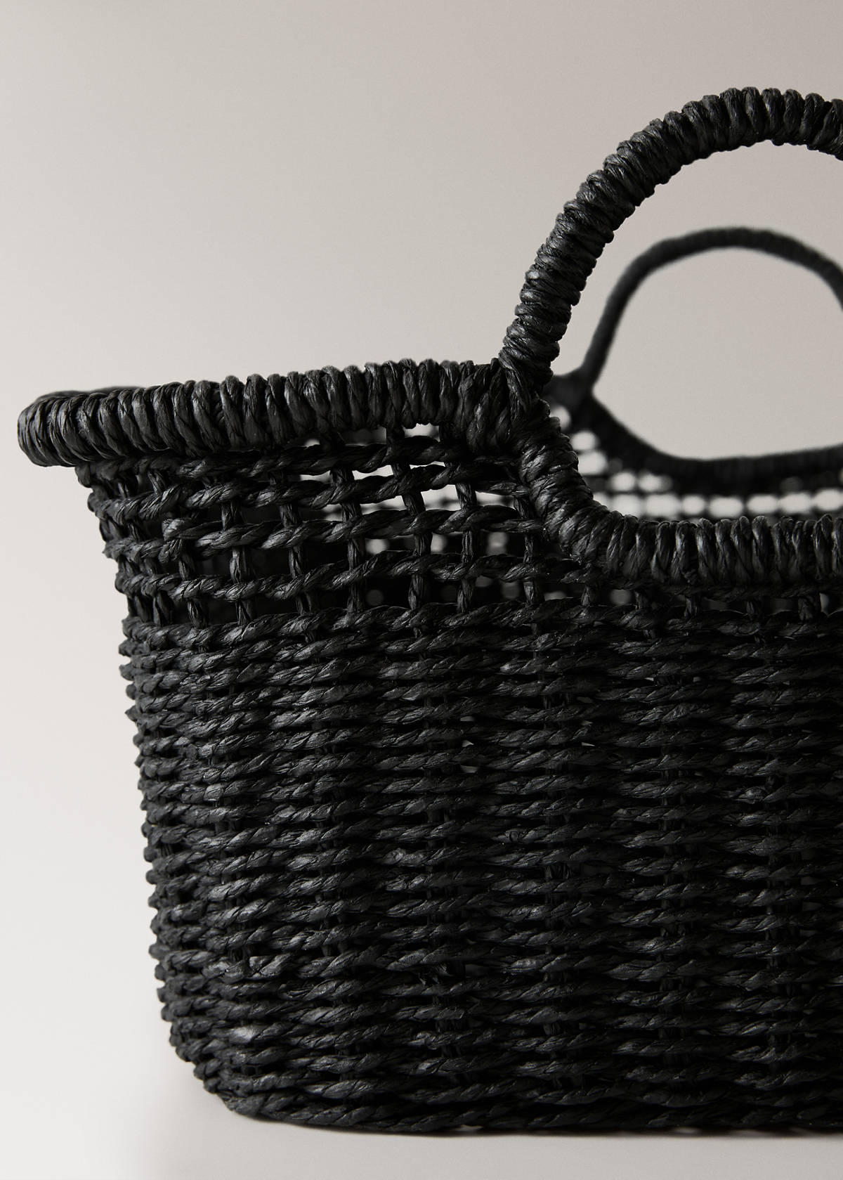 Two-handled paper basket — Black