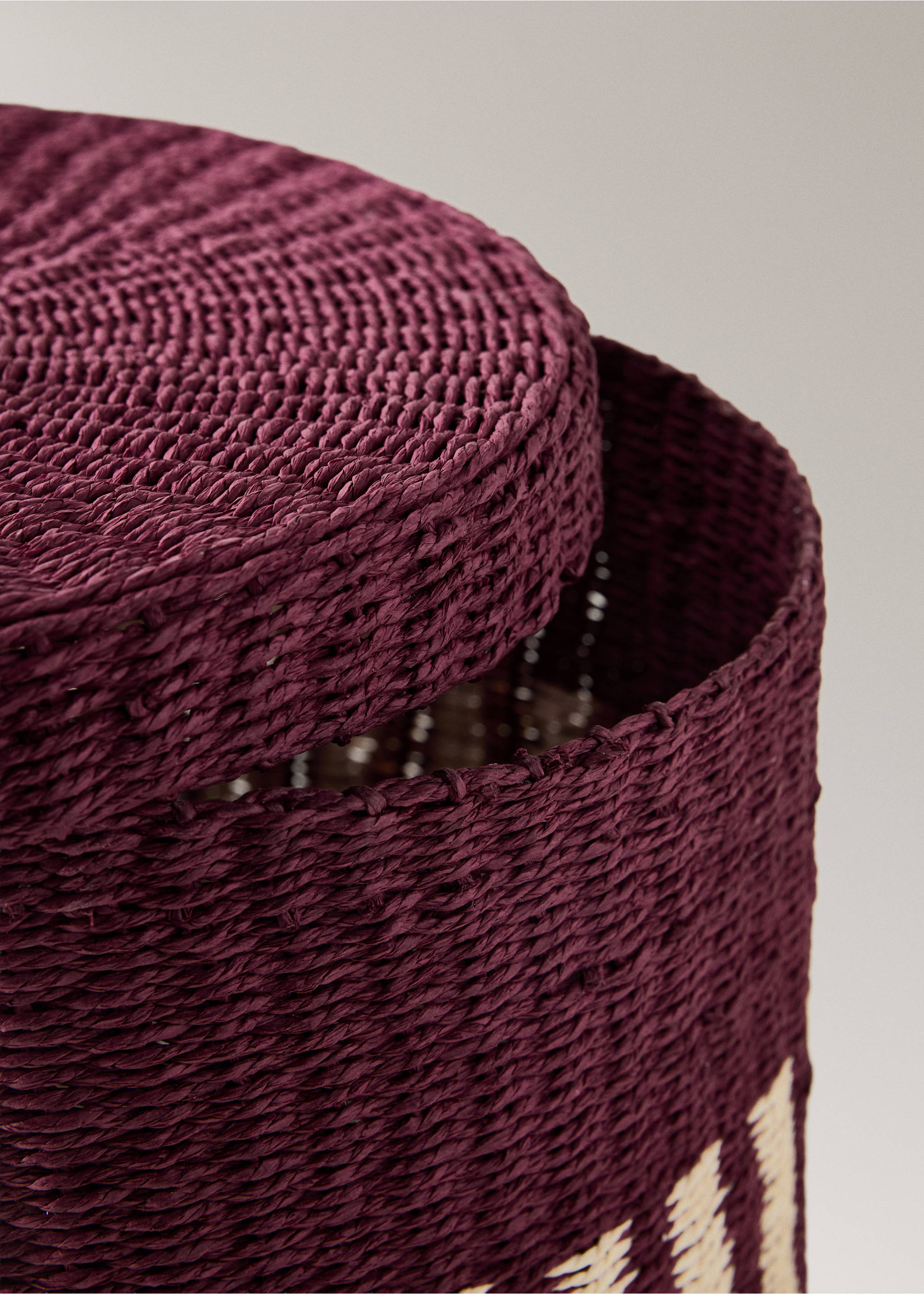 Striped paper basket with medium-sized lid - Details of the article 1, Dark Orange. Ref: 27003291-00.