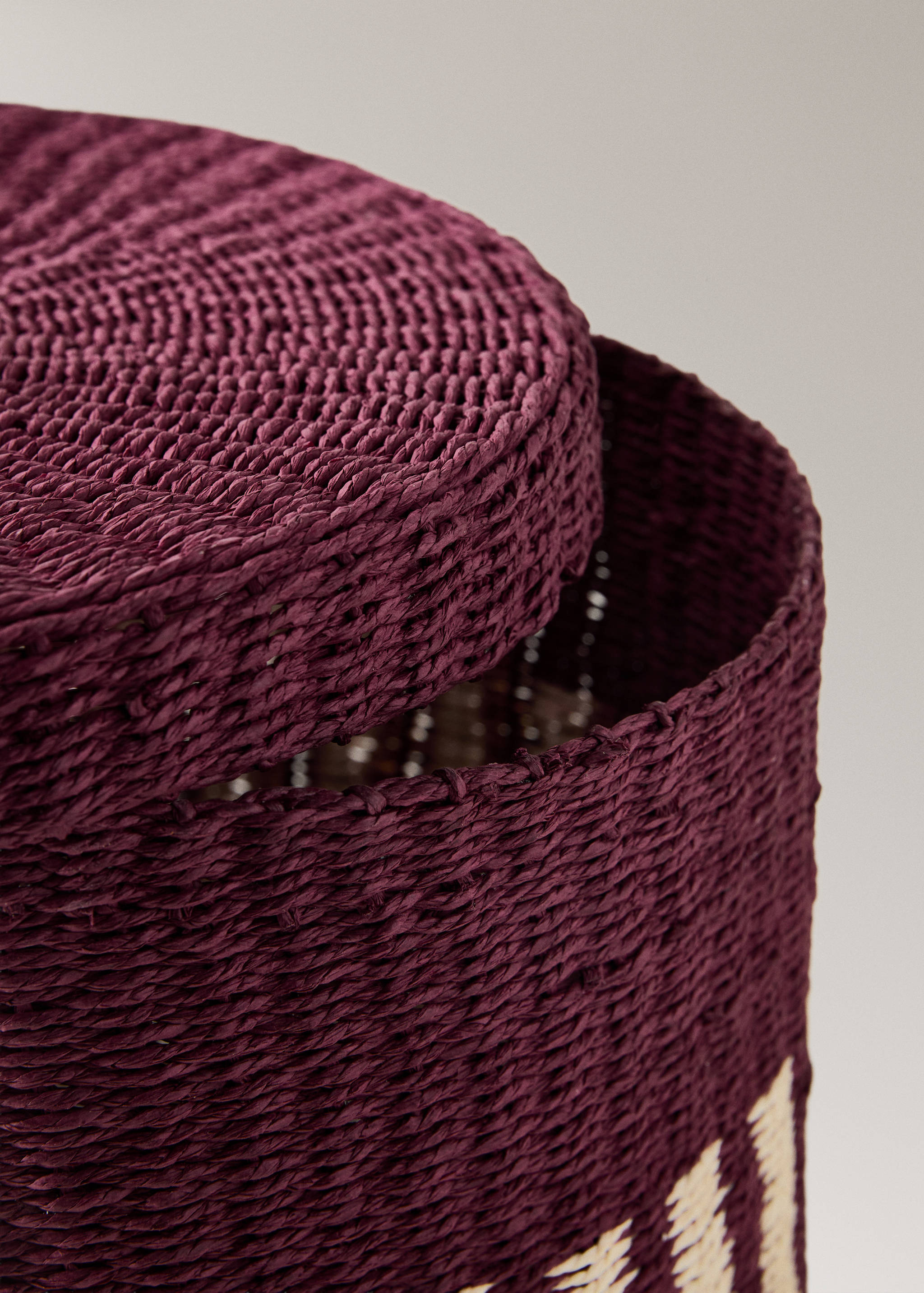 Striped paper basket with medium-sized lid - Details of the article 1