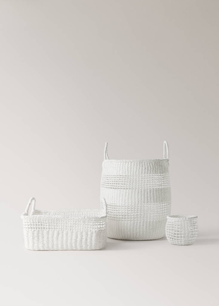 Toilet roll basket — White