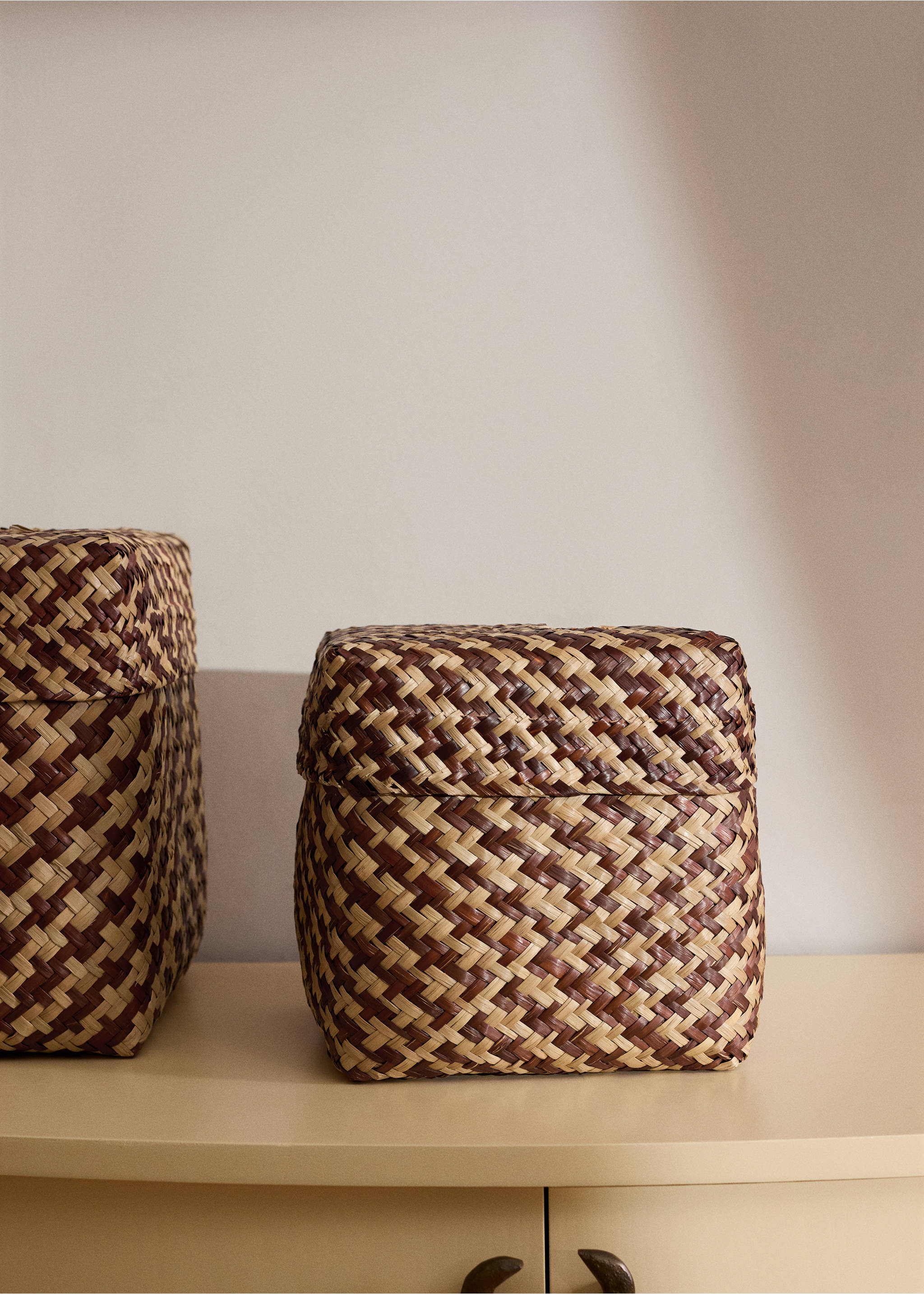 Medium storage basket colour - General plane, Chocolate. Ref: 27003297-00.