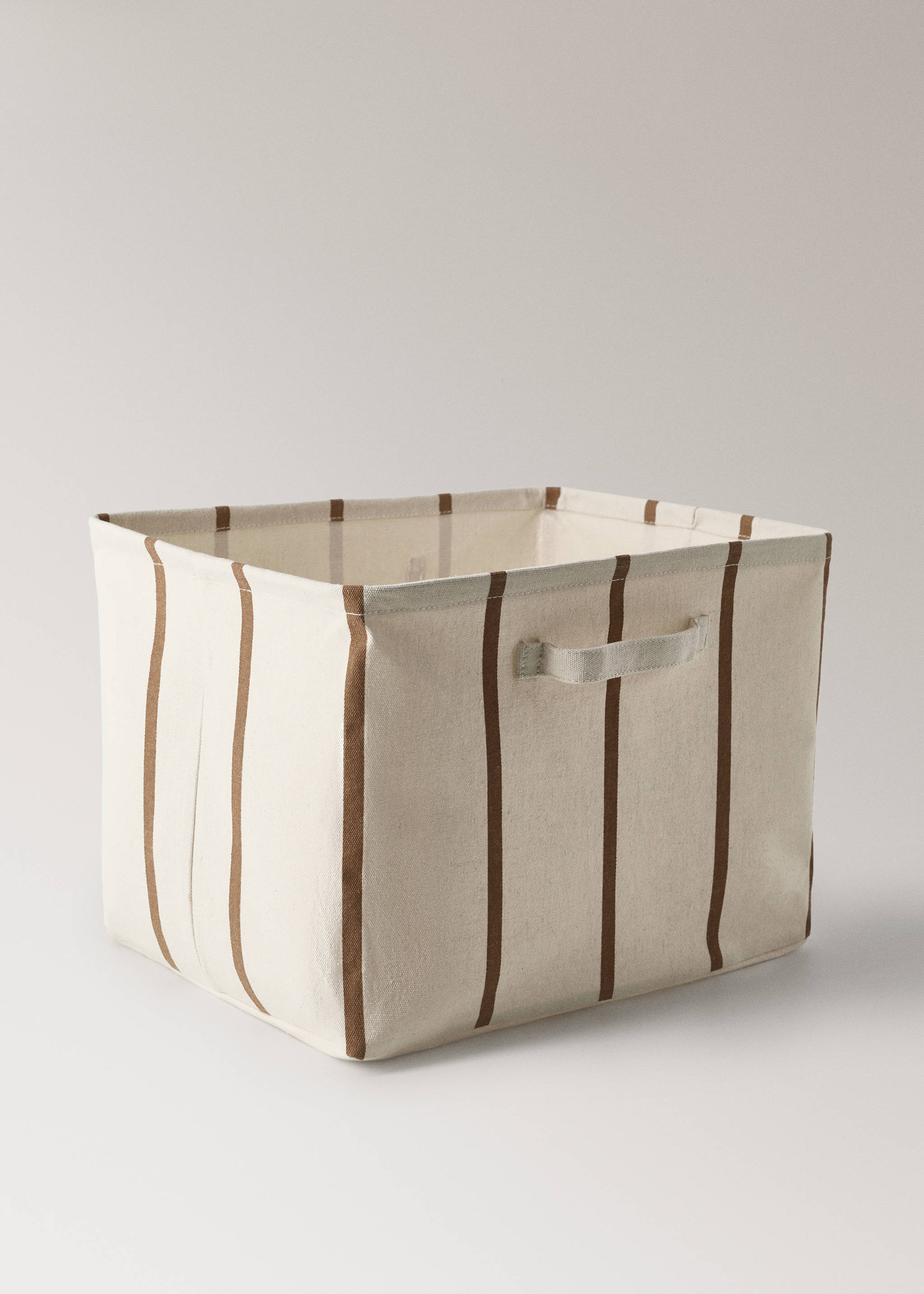 Textile basket with striped design - Details of the article 1