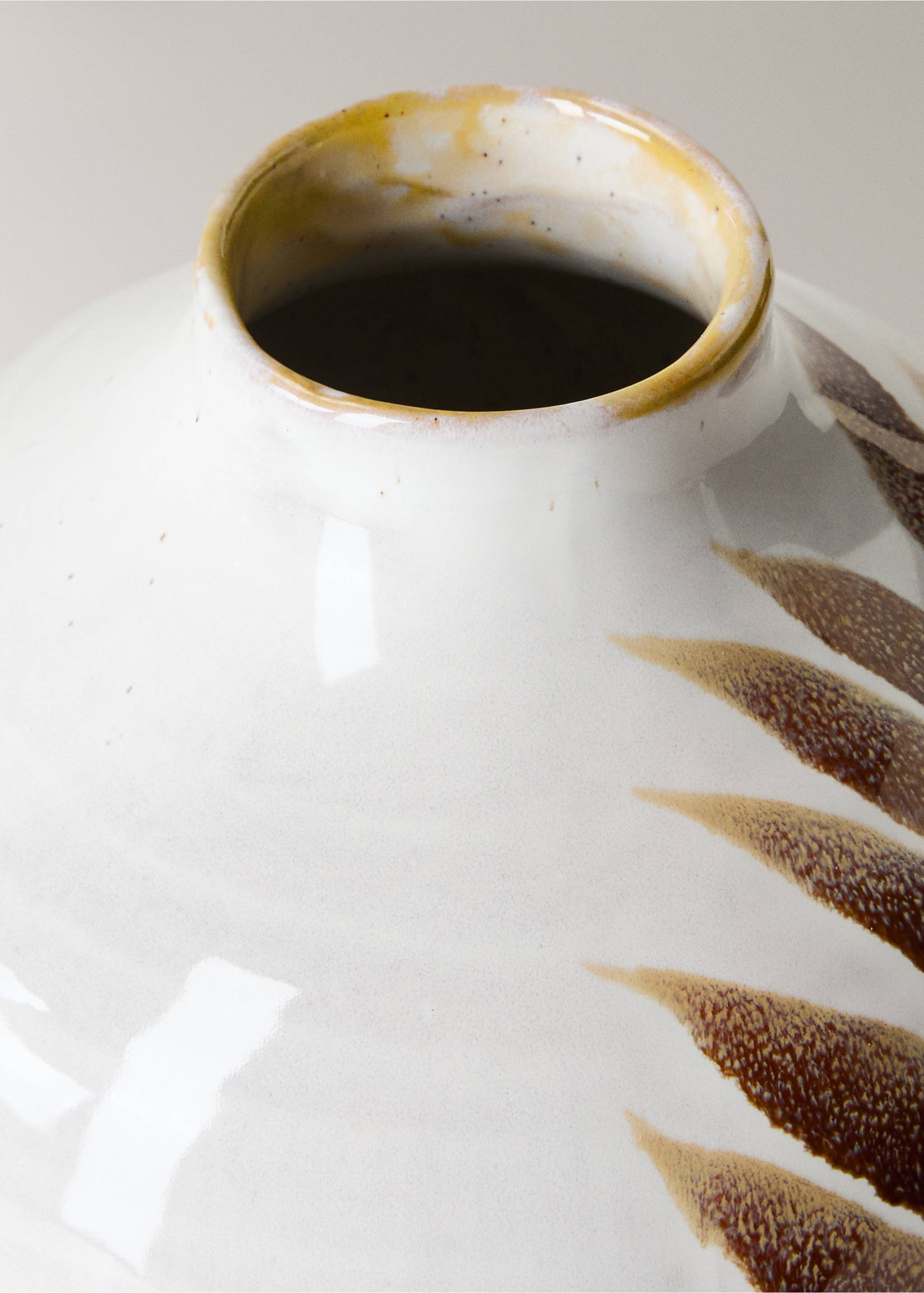 Vase décoratif en grès - Détail de l'article 1, Blanc cassé. Ref: 27003312-00.