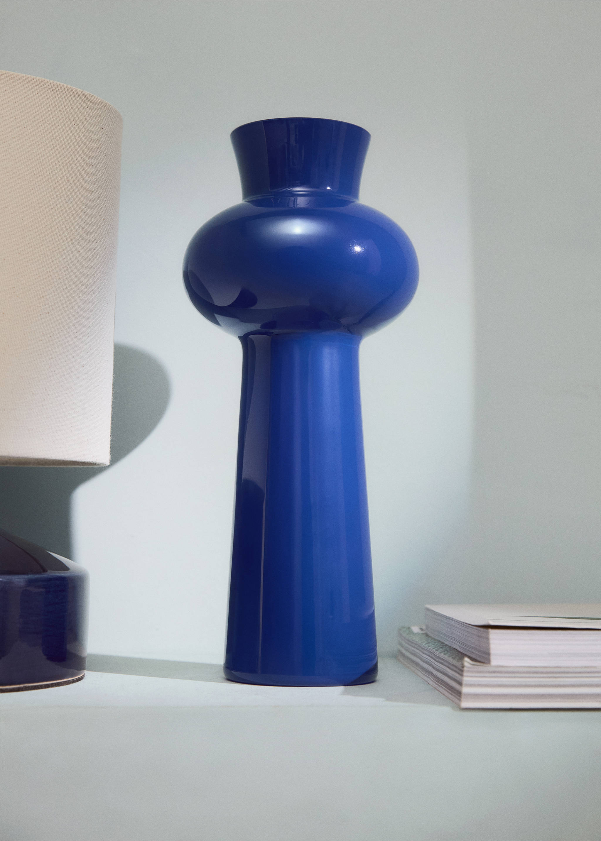 Tall glass vase - General plane, Blue. Ref: 27003313-00.