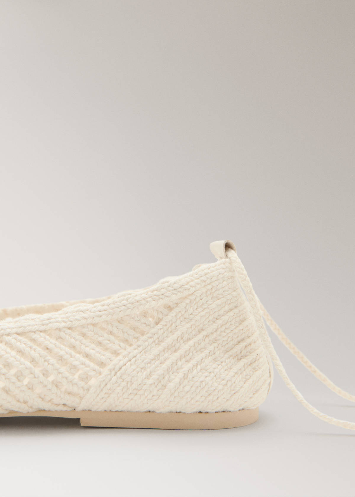 Woven strap ballerina flat — Off White