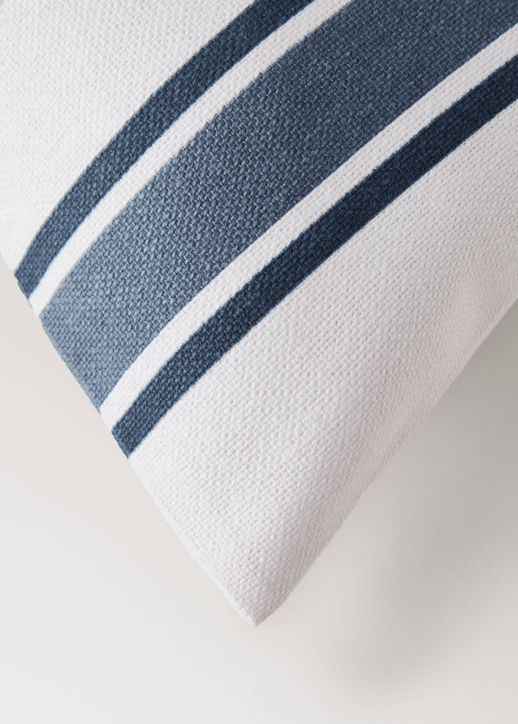 Cotton cushion cover with two-tone stripes 30x50 cm - Details of the article 1