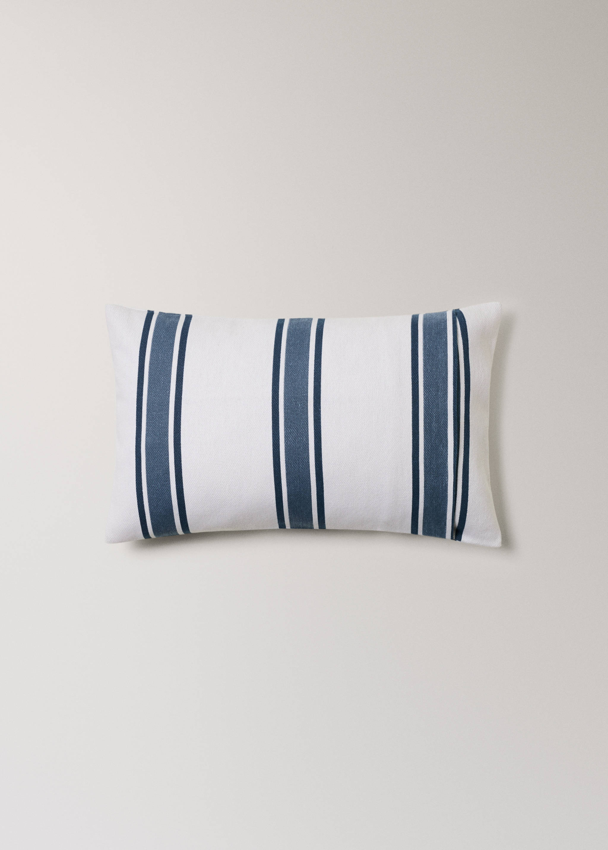 Cotton cushion cover with two-tone stripes 30x50 cm - Details of the article 4