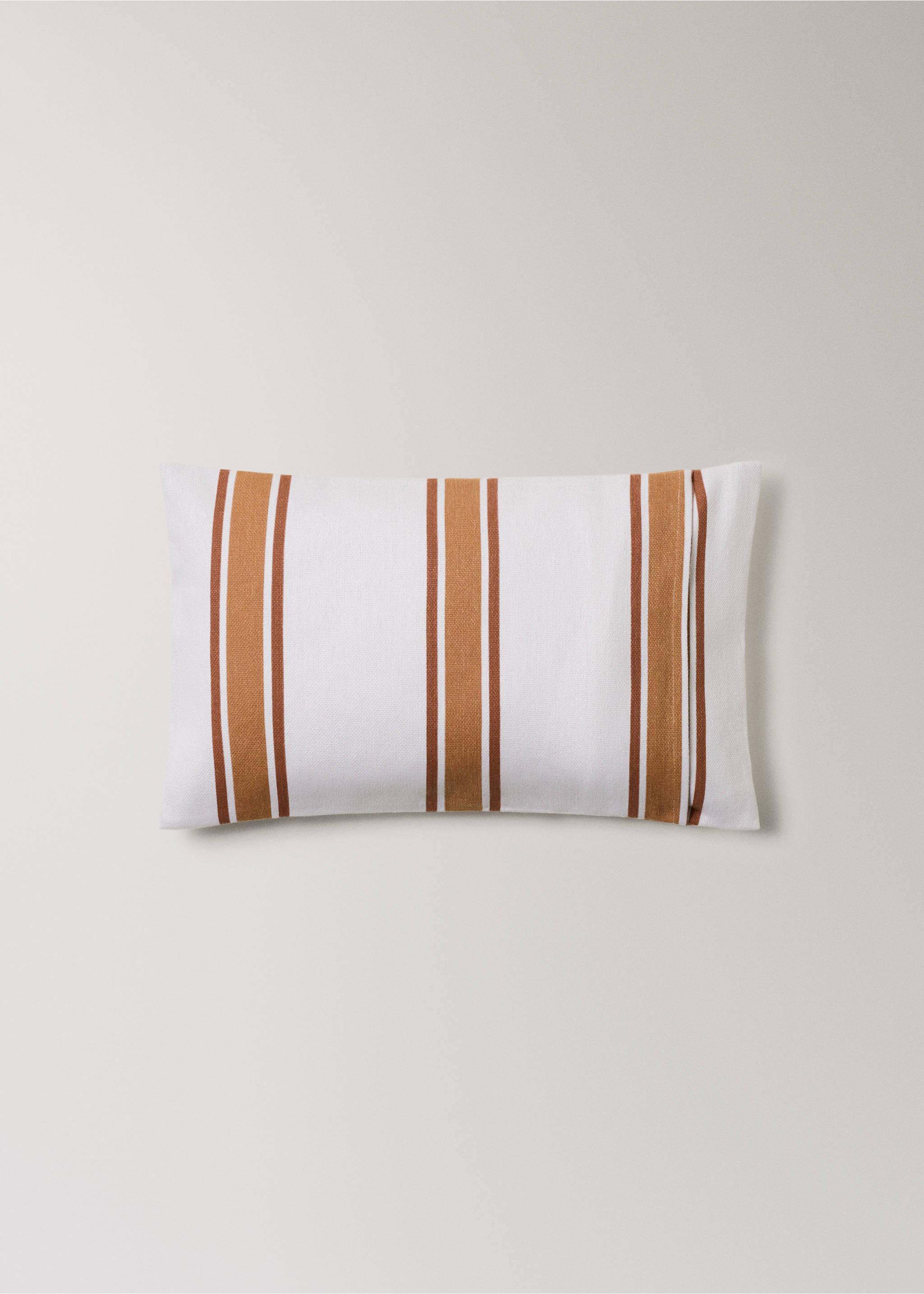 Cotton cushion cover with two-tone stripes 30x50 cm - Details of the article 4, Russet. Ref: 27003325-00.