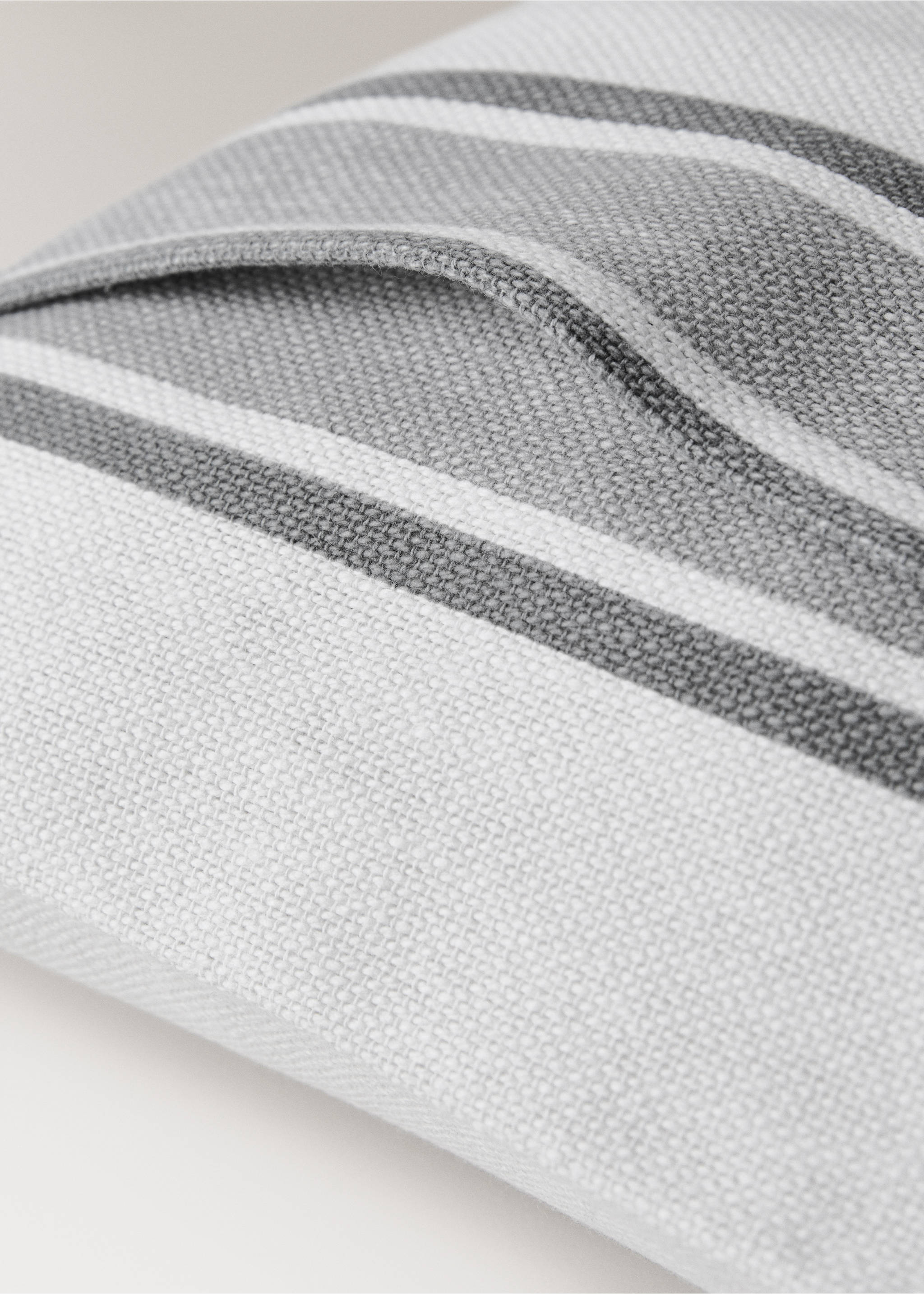 Cotton cushion cover with two-tone stripes 30x50 cm - Details of the article 2, Grey. Ref: 27003325-00.