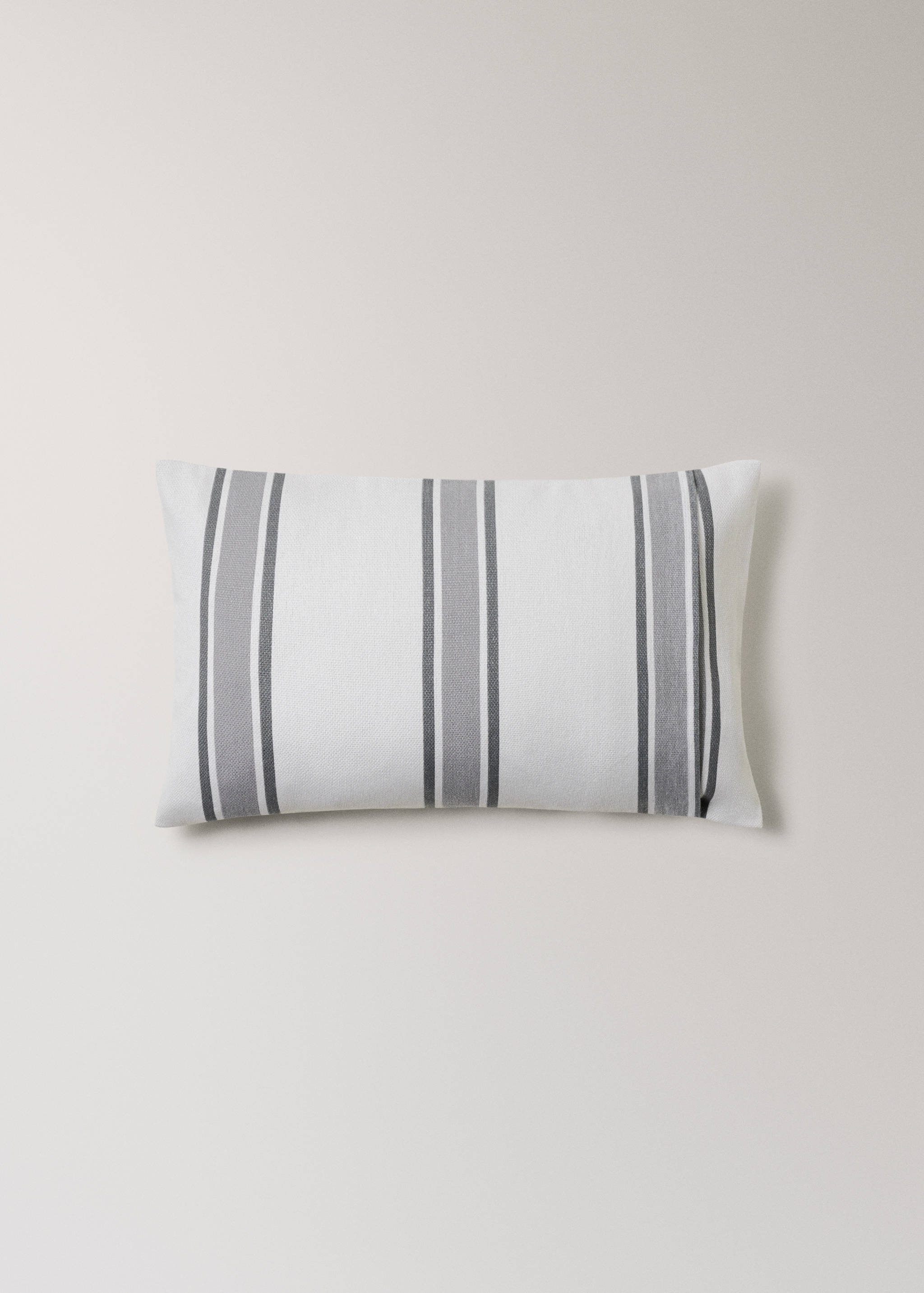 Cotton cushion cover with two-tone stripes 30x50 cm - Details of the article 4